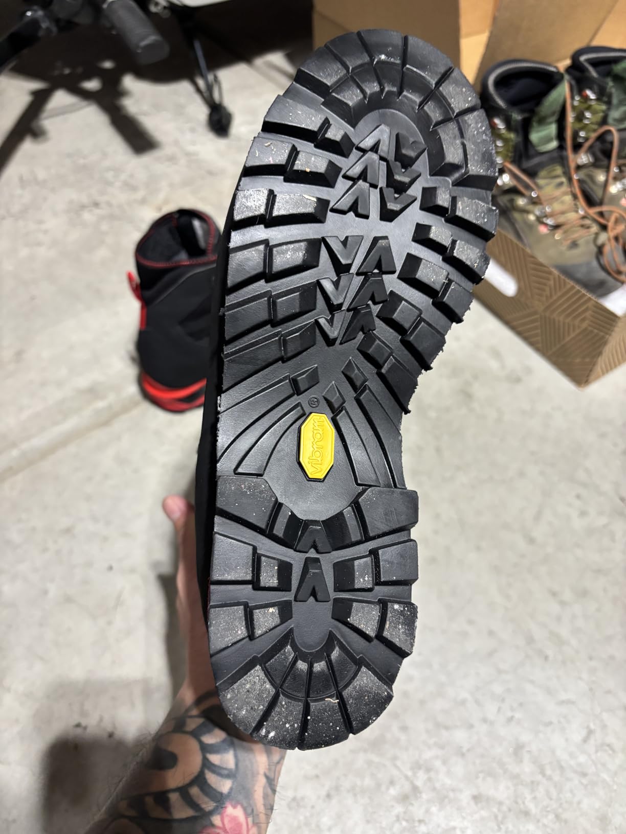 Alpina CARABINER Mountaineering Hiking Boots for Men and Women | 8 1/8 Inch Waterproof Trekking & Climbing Boots - Customer Photo 1