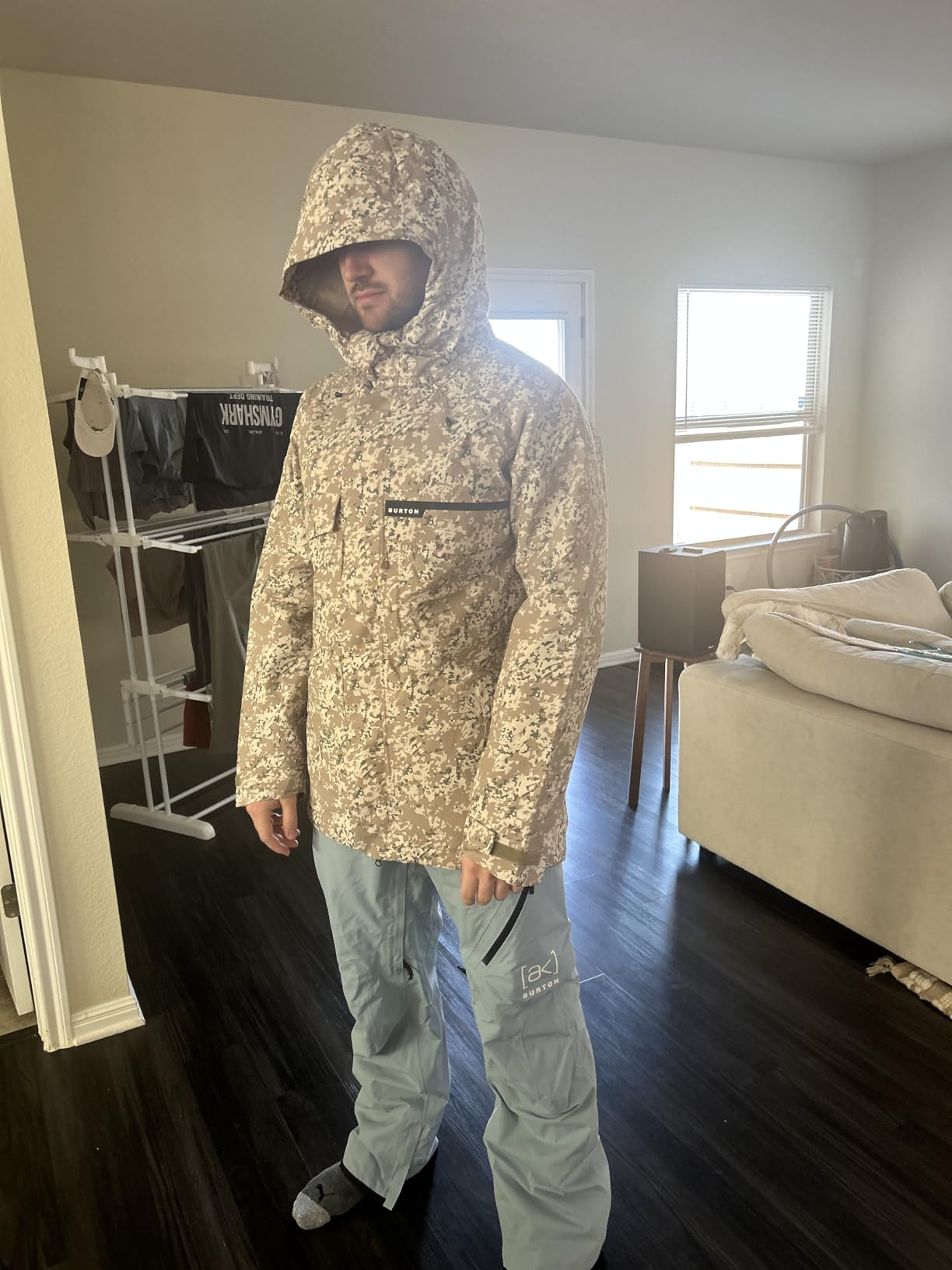 Burton Men's Covert 2.0 2L Snowboard Jacket Customer Review Burton Men's Covert 2.0 2L Snowboard Jacket - Customer Photo 1