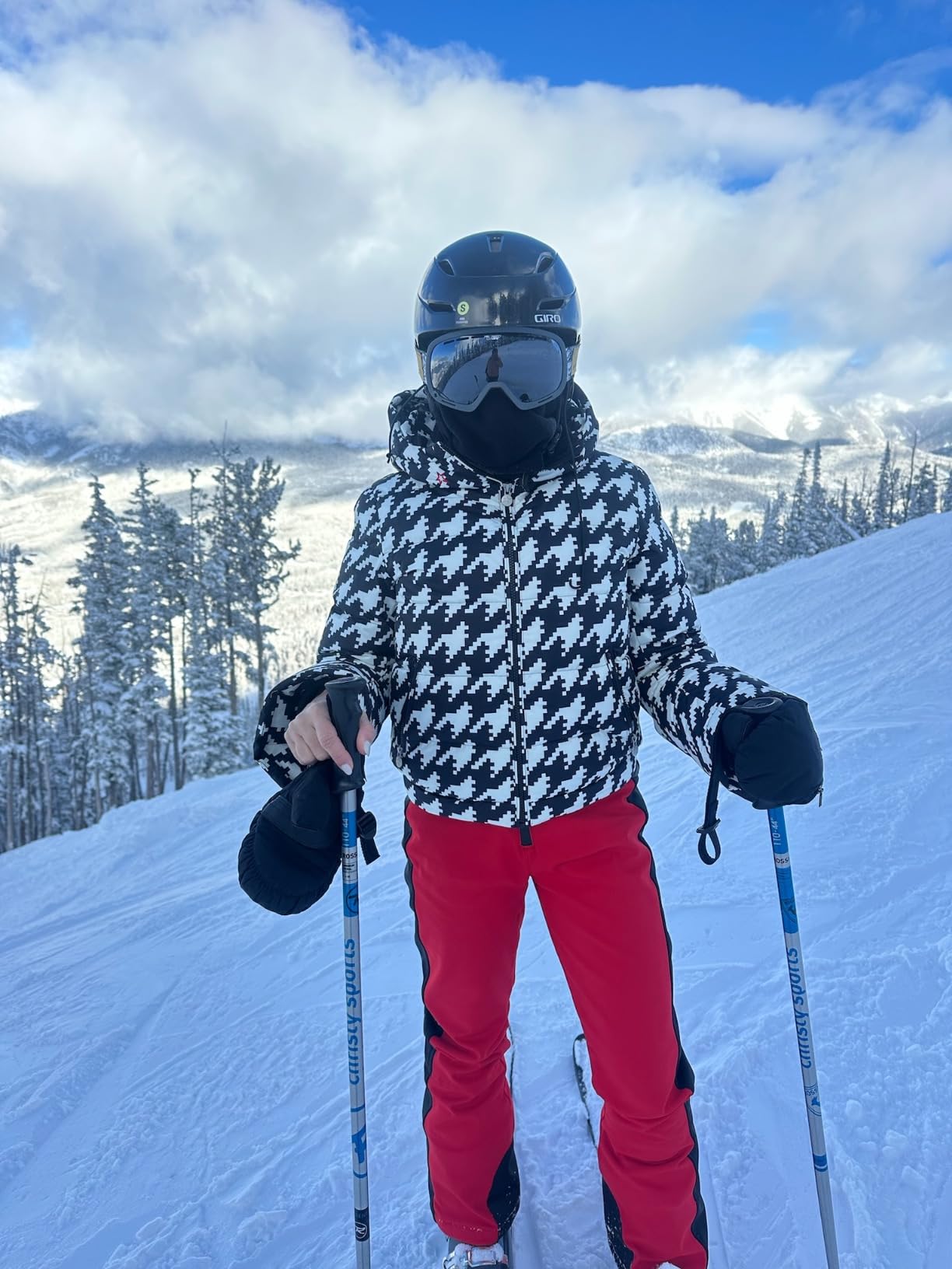 GSOU SNOW Women Ski Bib Pants Snow Overalls Snowboard Waterproof Windproof Insulated Slim Winter Warm High elasticity Customer Review GSOU SNOW Women Ski Bib Pants Snow Overalls Snowboard Waterproof Windproof Insulated Slim Winter Warm High elasticity - Customer Photo 1
