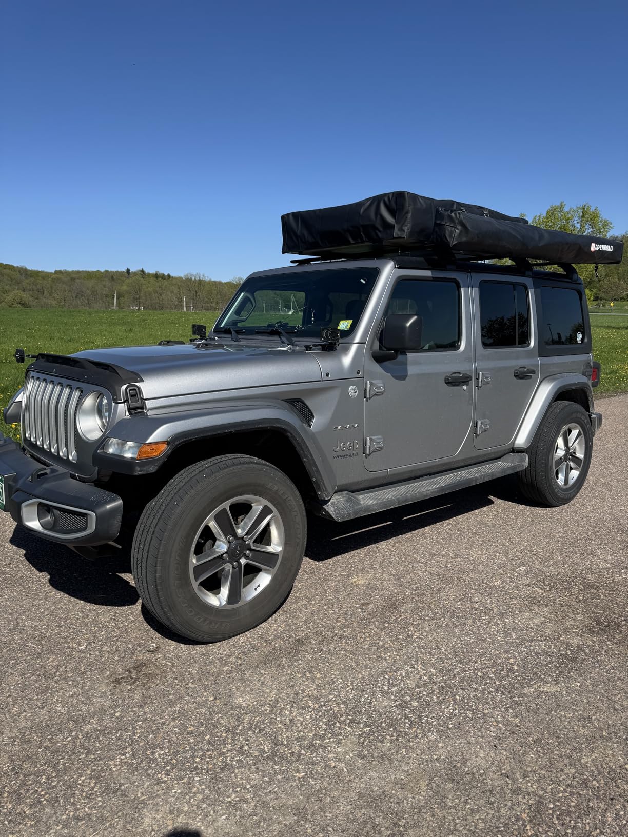 Naturnest Roof Top Tent Soft Shell Rooftop Tent Softshell Car Tent Camping Roof Tent for Pickup Wagon Van SUV All Seasons with Large Sunroof & Removable Rainfly & Telescopic Ladder - Customer Photo 2