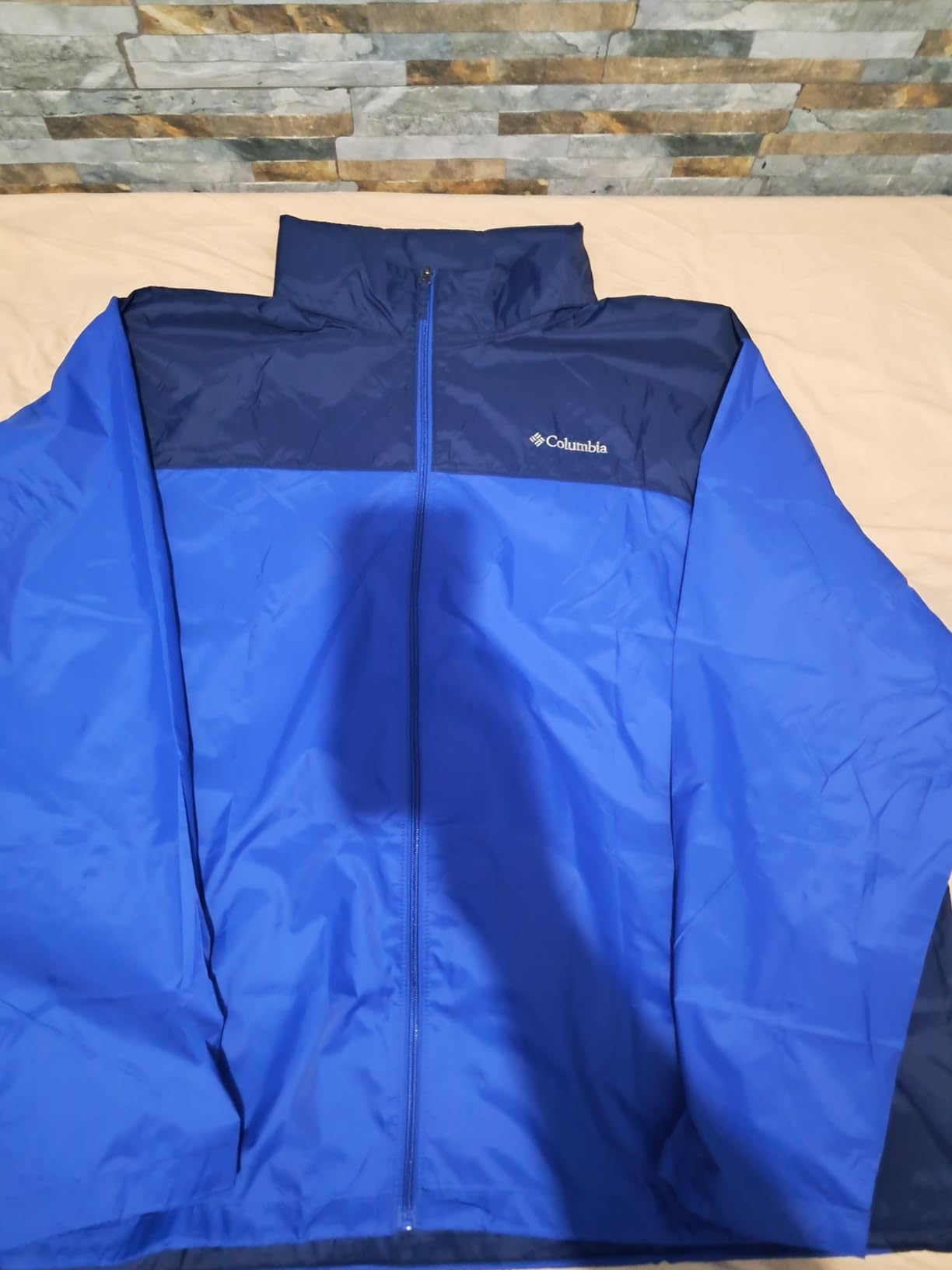 Columbia Men's Glennaker Lake II Rain Jacket customer photo 1