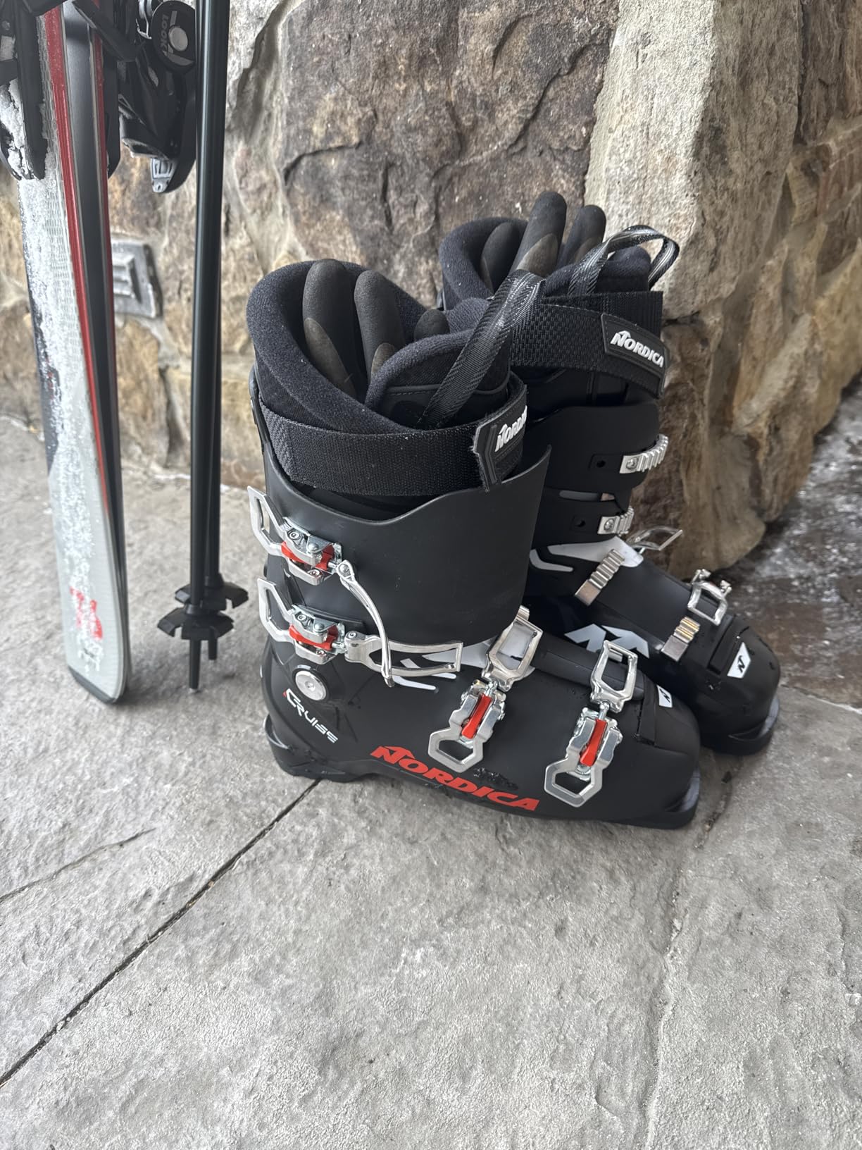 NORDICA Men's The Cruise Boots - Adult Winter Sports Downhill Alpine Ski Boots for Beginner and Intermediate Skiers Customer Review NORDICA Men's The Cruise Boots - Adult Winter Sports Downhill Alpine Ski Boots for Beginner and Intermediate Skiers - Customer Photo 1