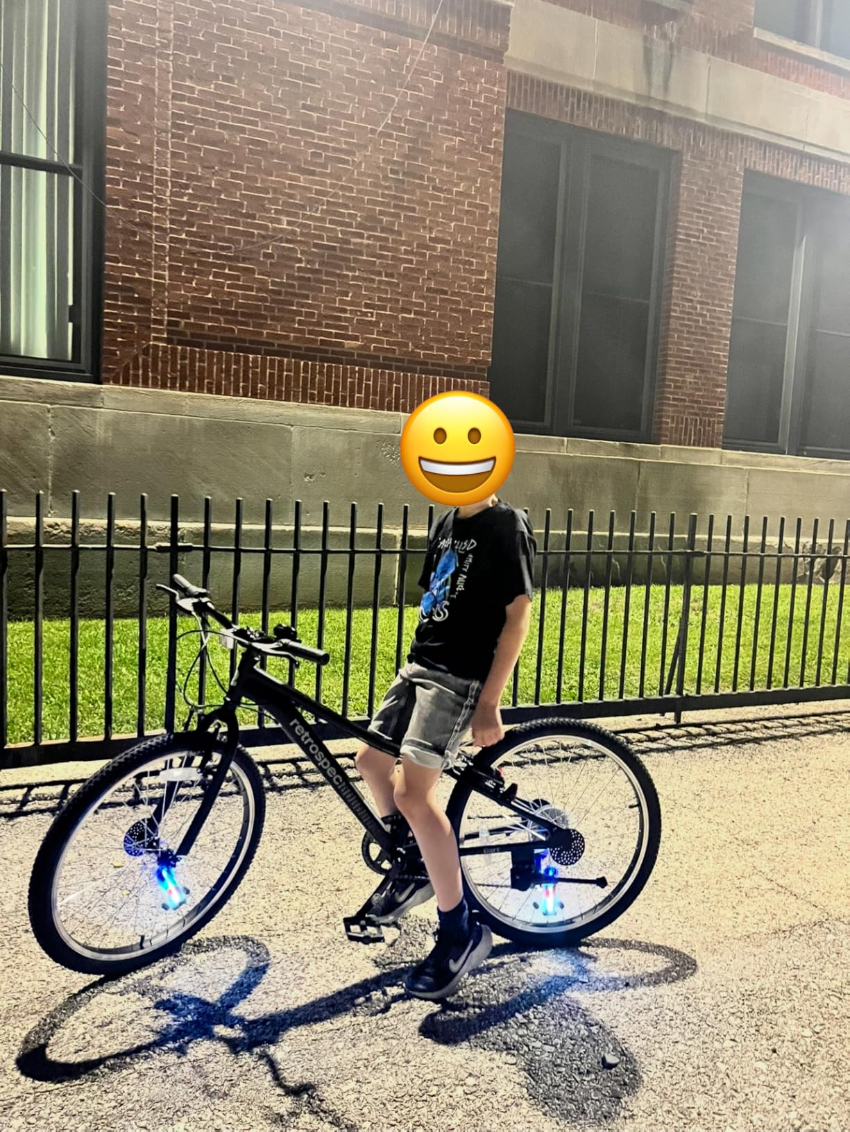 Retrospec Dart 20 & 24 Inch Kids Bike - 7-Speed Hybrid Bicycle for Ages 6-11 Customer Review Retrospec Dart 20 & 24 Inch Kids Bike - 7-Speed Hybrid Bicycle for Ages 6-11 - Customer Photo 1