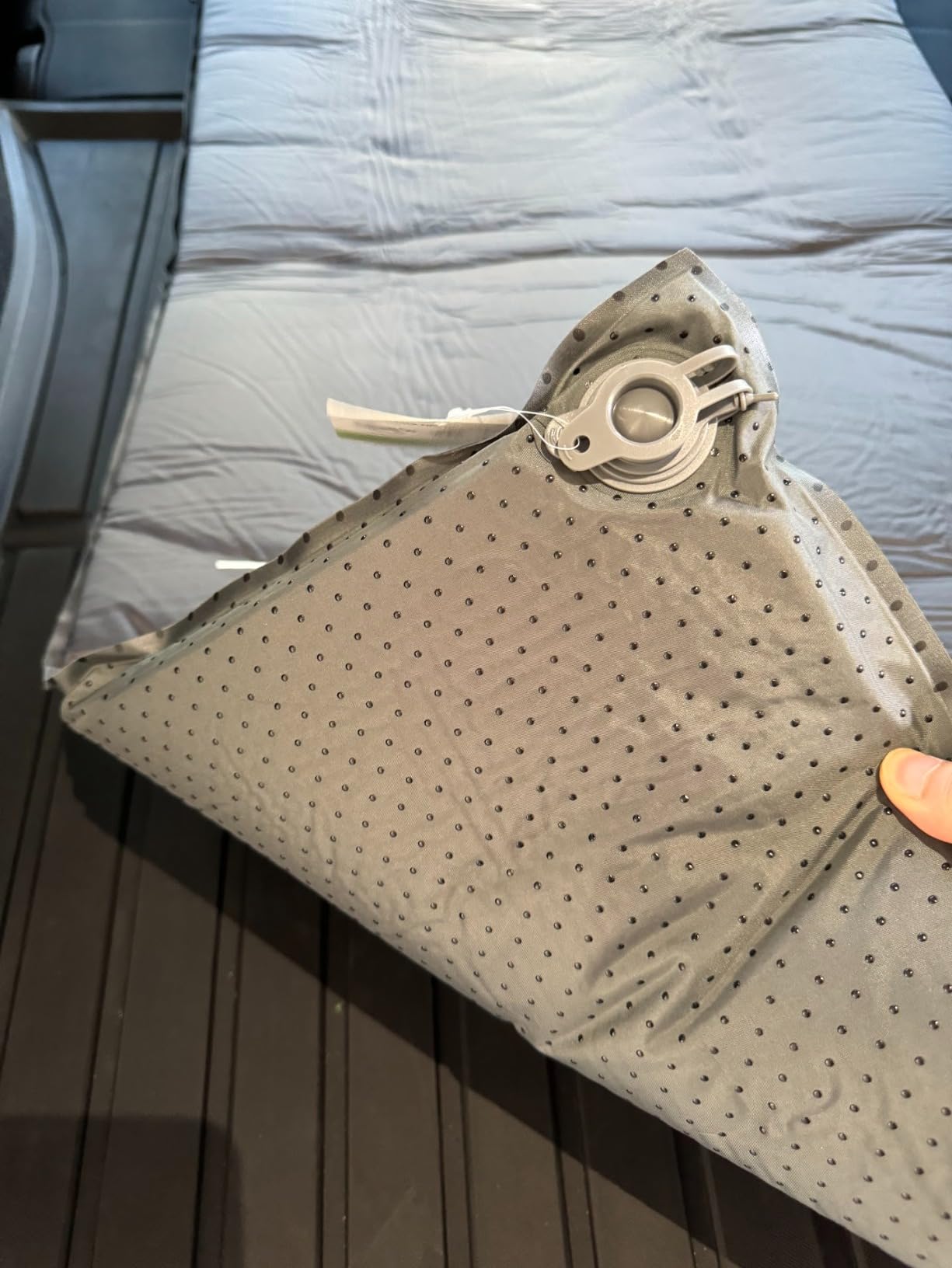 Hikenture Self Inflating Sleeping Pad for Camping, 3'' Ultra Thick Camping Pad with Pillow, 9.5 R-Value Insulated Camping Mattress, 4-Season Inflatable Foam Camping Mat for Car, Tent, Cot - Customer Photo 1