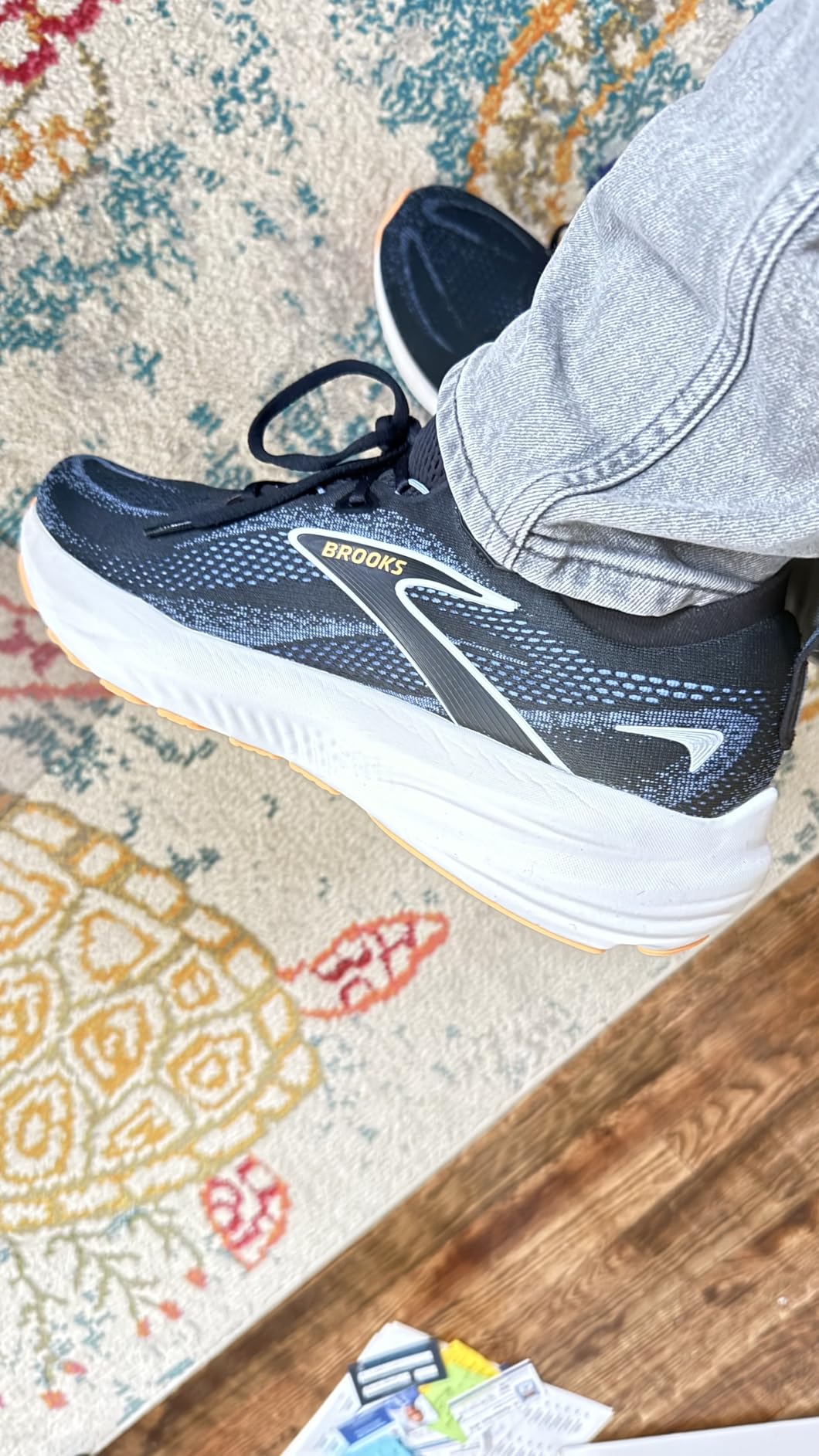 Brooks Men's Glycerin 22 Neutral Running Shoe Customer Review Brooks Men's Glycerin 22 Neutral Running Shoe - Customer Photo 1