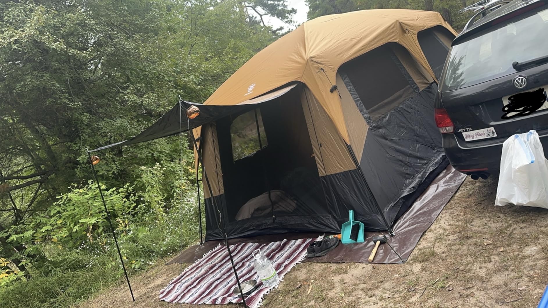 EVER ADVANCED 10 Person Camping Blackout Design Tent, Multi Room Tent for Family, Large Tents with Rainfly and Carry Bag, 2 Doors, Water-Resistant, 14ft x 10ft x 84in - Customer Photo 2