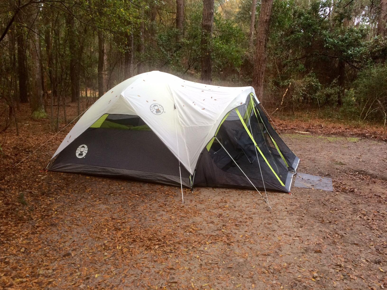 Coleman Steel Creek 6-Person Tent with Screened Porch & Integrated Rainfly, Weatherproof Tent with Screen Room Sets Up in Minutes, Fits Queen-Size Airbed - Customer Photo 2