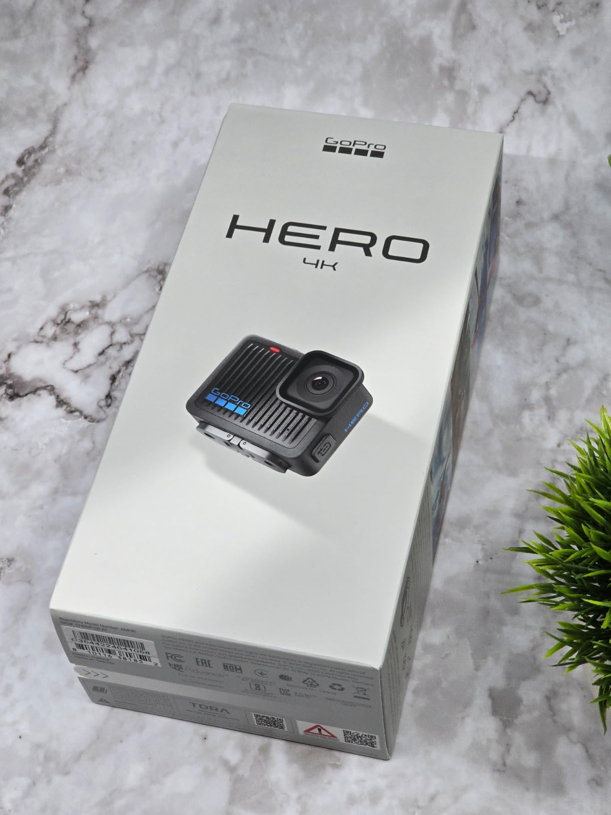 GoPro Hero - Compact Waterproof Action Camera with 4K Ultra HD Video, 12MP Photo, Touch Screen customer photo 1