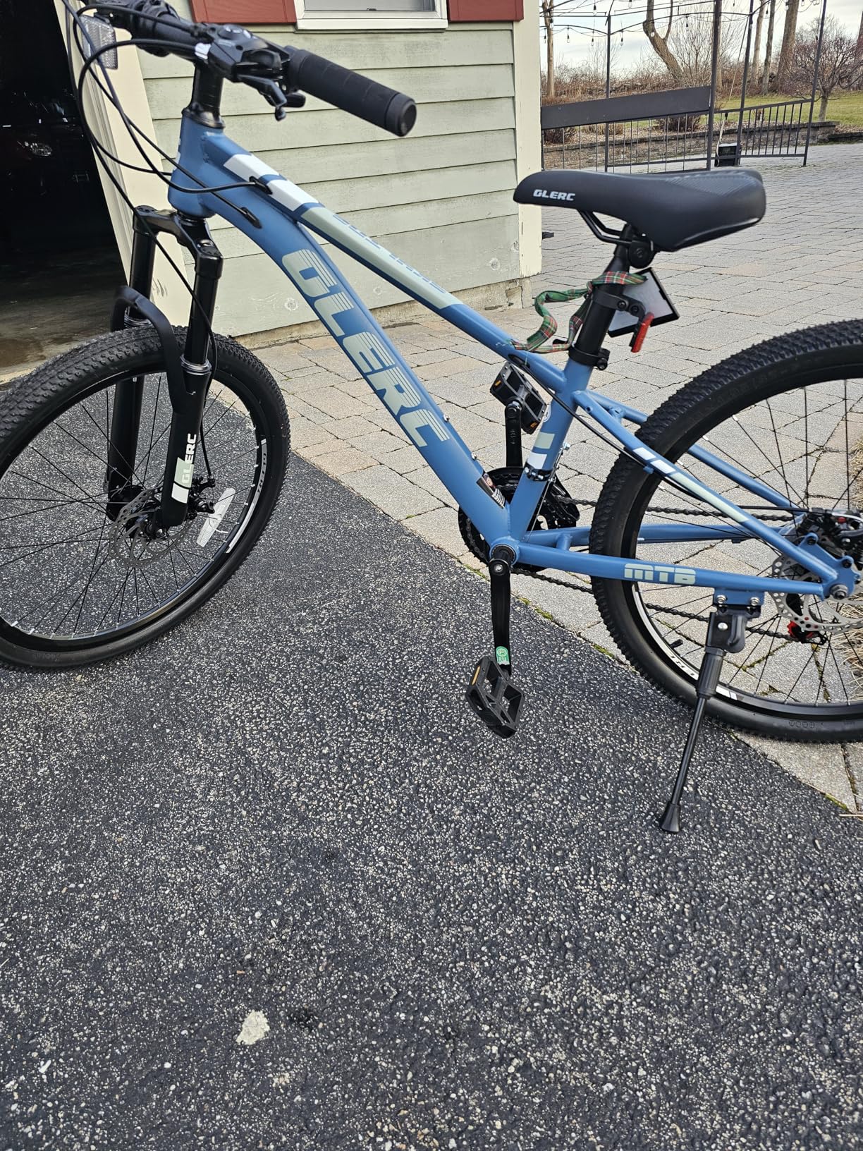 Glerc 20 24 Inch Kids Mountain Bike for Boys and Girls Ages 6-14, 21-Speed Skyline Bicycle Customer Review Glerc 20 24 Inch Kids Mountain Bike for Boys and Girls Ages 6-14, 21-Speed Skyline Bicycle - Customer Photo 1