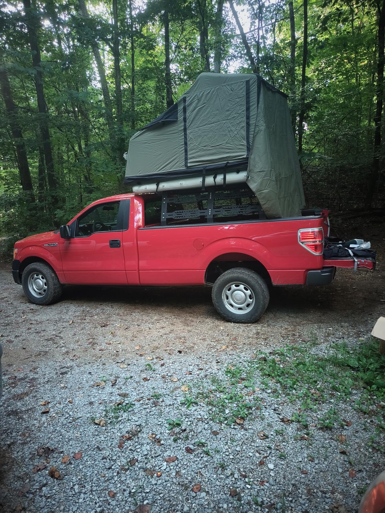 YOLENY Inflatable Rooftop Tent, Multi-Purpose SUV Tents with Air Cushion, 2 TPU Skylights, Telescopic Ladder & Extended Canopy, Full Dull Poly Textured Oxford, Easy Set-up for Camping - Customer Photo 1