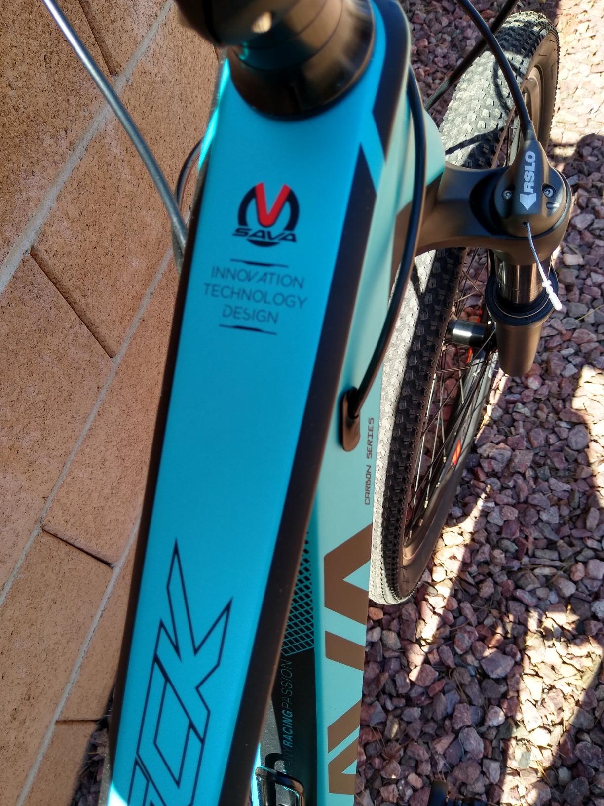 SAVADECK Carbon Fiber Soft Tail Mountain Bike with Fox Front Fork Customer Review SAVADECK Carbon Fiber Soft Tail Mountain Bike with Fox Front Fork - Customer Photo 2