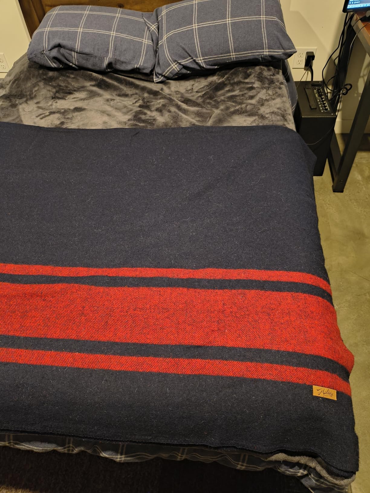 Molithe 100% Wool Blanket, 62