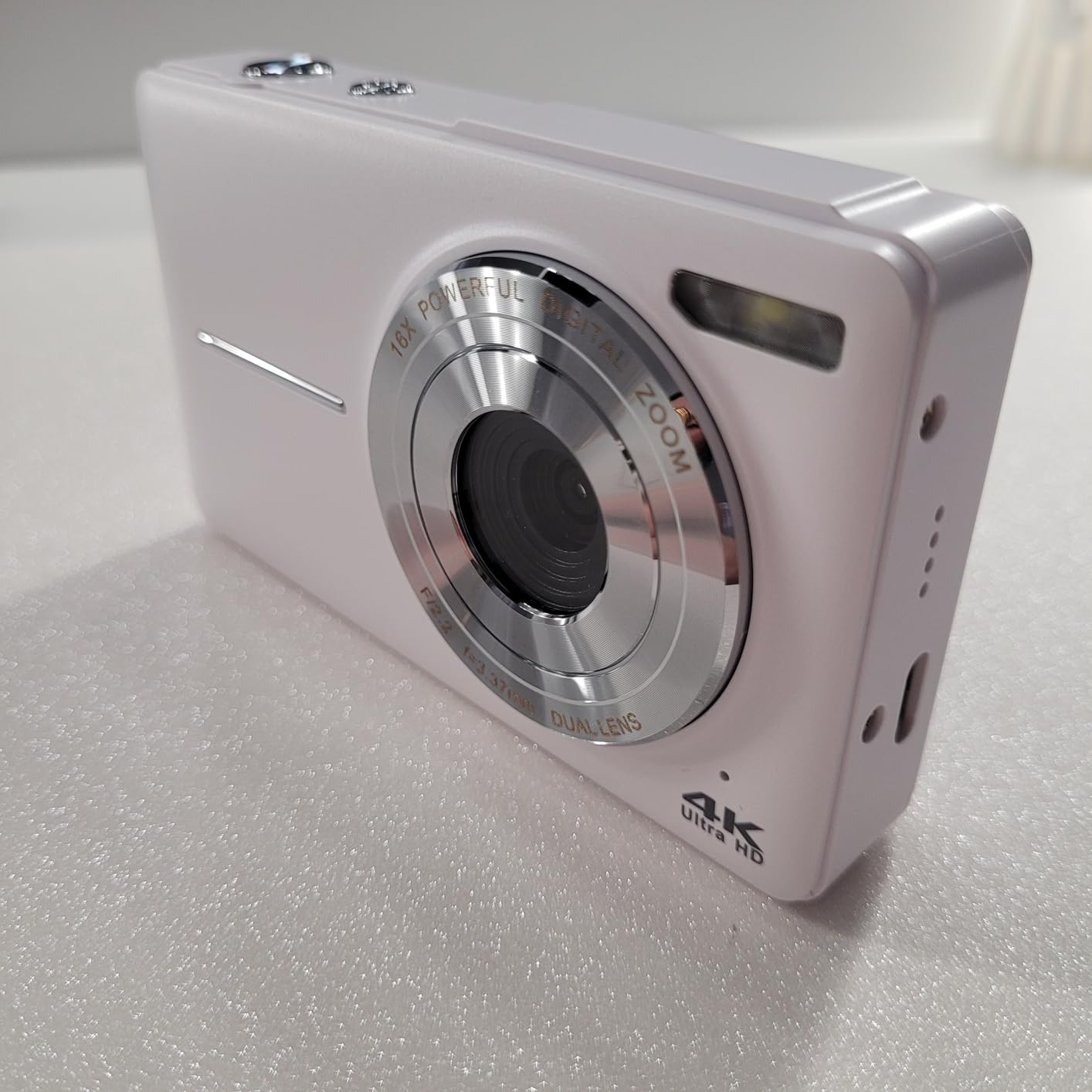 4K Digital Camera, 64MP Autofocus Vlogging Camera with Dual Lens, 16X Digital Zoom YouTube Compact Travel Point Shoot Camera for Teens Beginner, Anti-Shake,2 Batteries, 32GB Card (White) customer photo 1