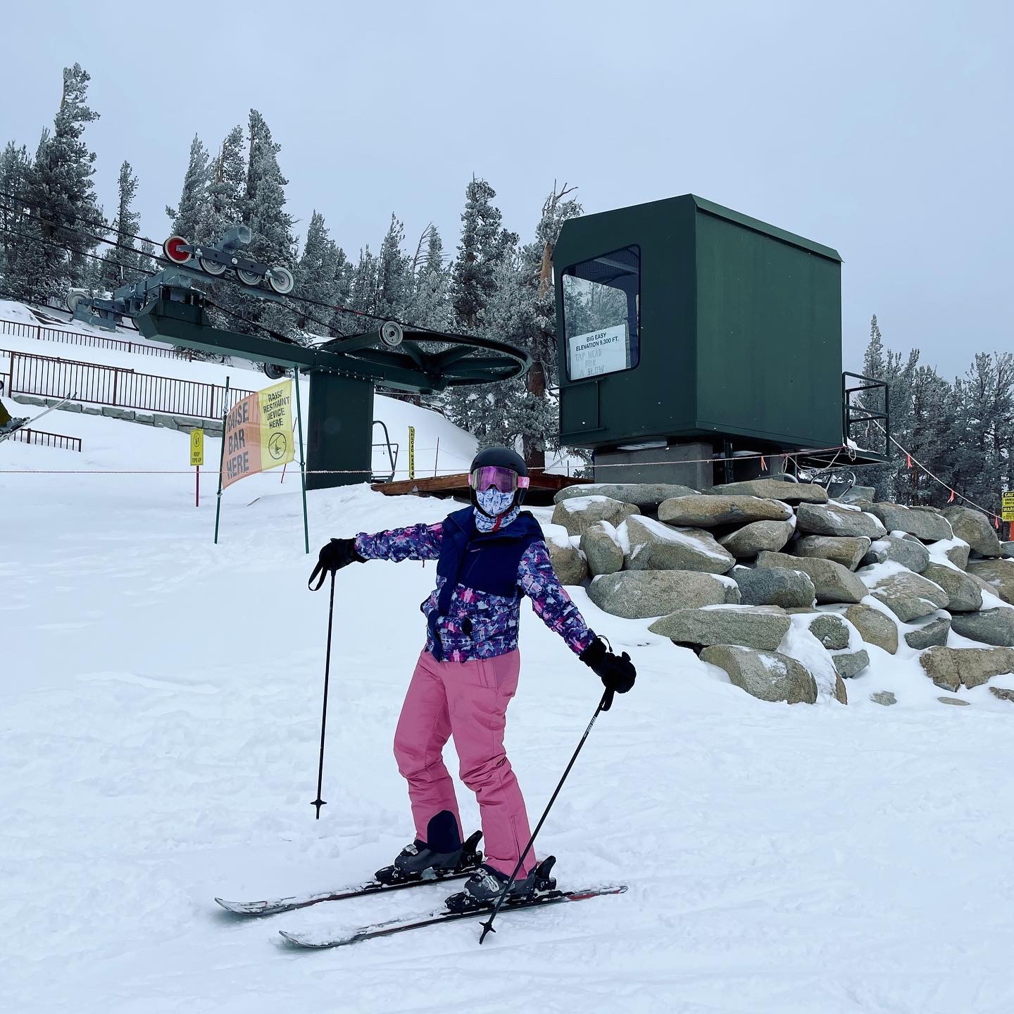 Roxy SNOW Junior's Jetty Printed Regular Fit Snow Jacket Customer Review Roxy SNOW Junior's Jetty Printed Regular Fit Snow Jacket - Customer Photo 2