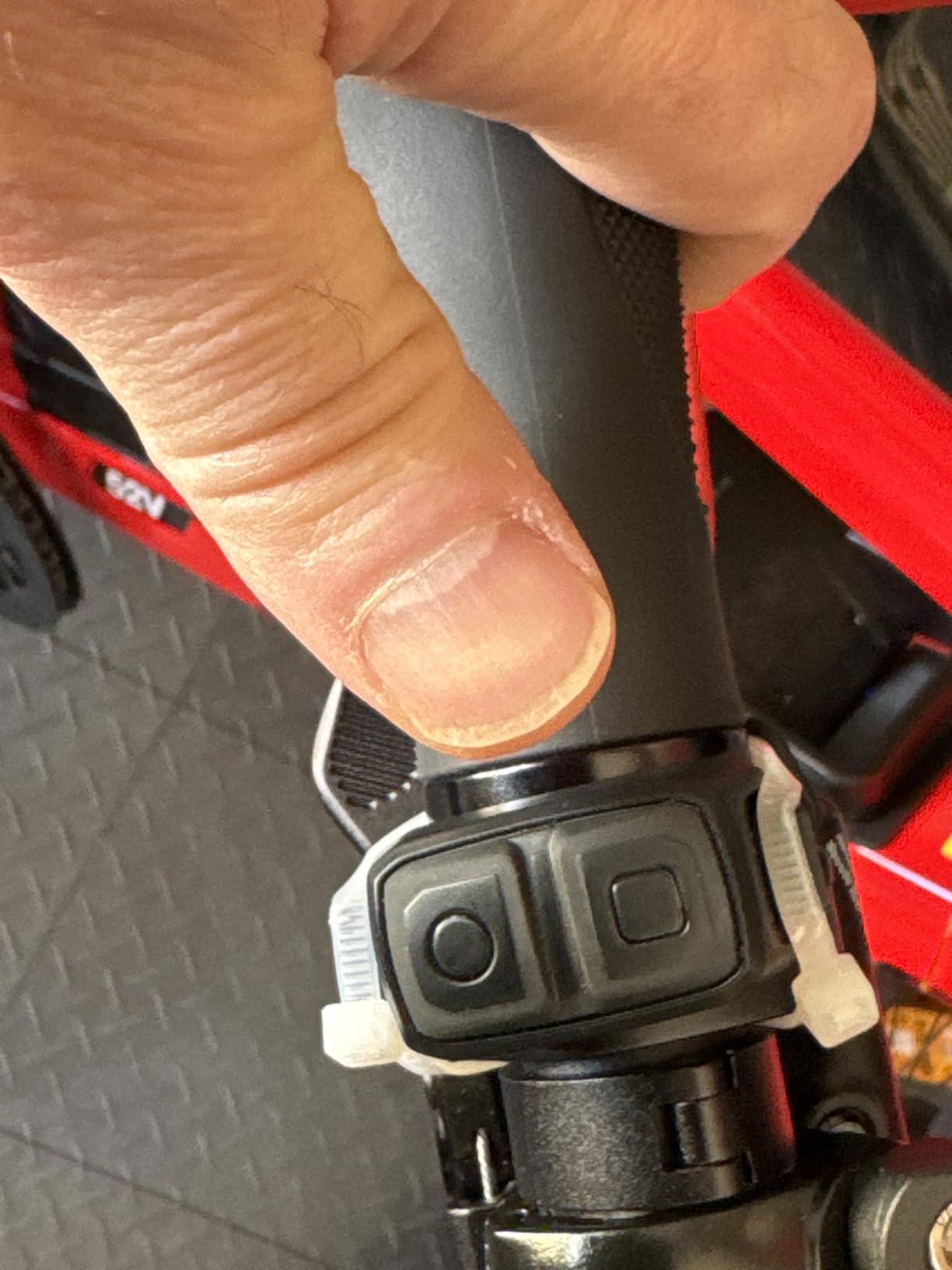 Magicshine HORI1300S Bike Headlight, Compatible with Garmin/Wahoo Mount, 1300 Lumens High & Low Beam Front Light, USB-C Rechargeable, IPX6 Waterproof for Night Riding and Urban Cycling Customer Review Magicshine HORI1300S Bike Headlight, Compatible with Garmin/Wahoo Mount, 1300 Lumens High & Low Beam Front Light, USB-C Rechargeable, IPX6 Waterproof for Night Riding and Urban Cycling - Customer Photo 2