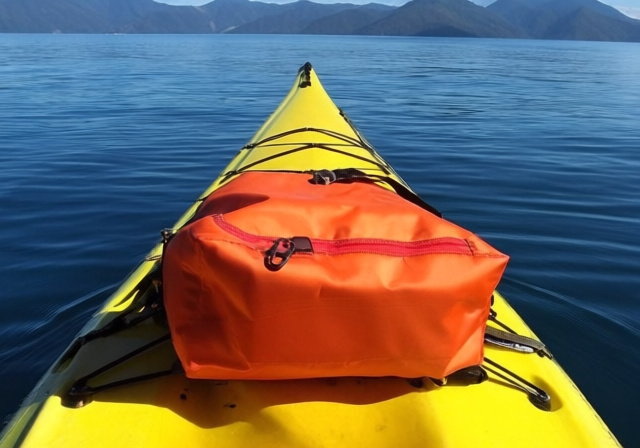 Best Dry Bags For Kayaking: 12 Bags Tested in Real Conditions - sixstoreys