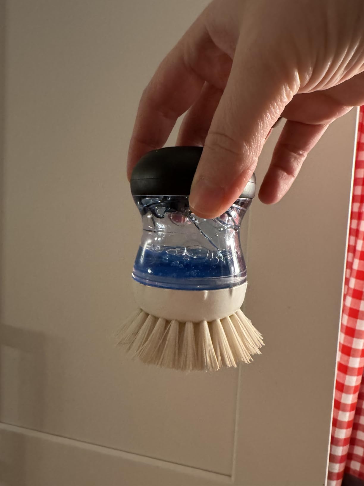 OXO Good Grips Soap Dispensing Palm Brush Customer Review OXO Good Grips Soap Dispensing Palm Brush - Customer Photo 1