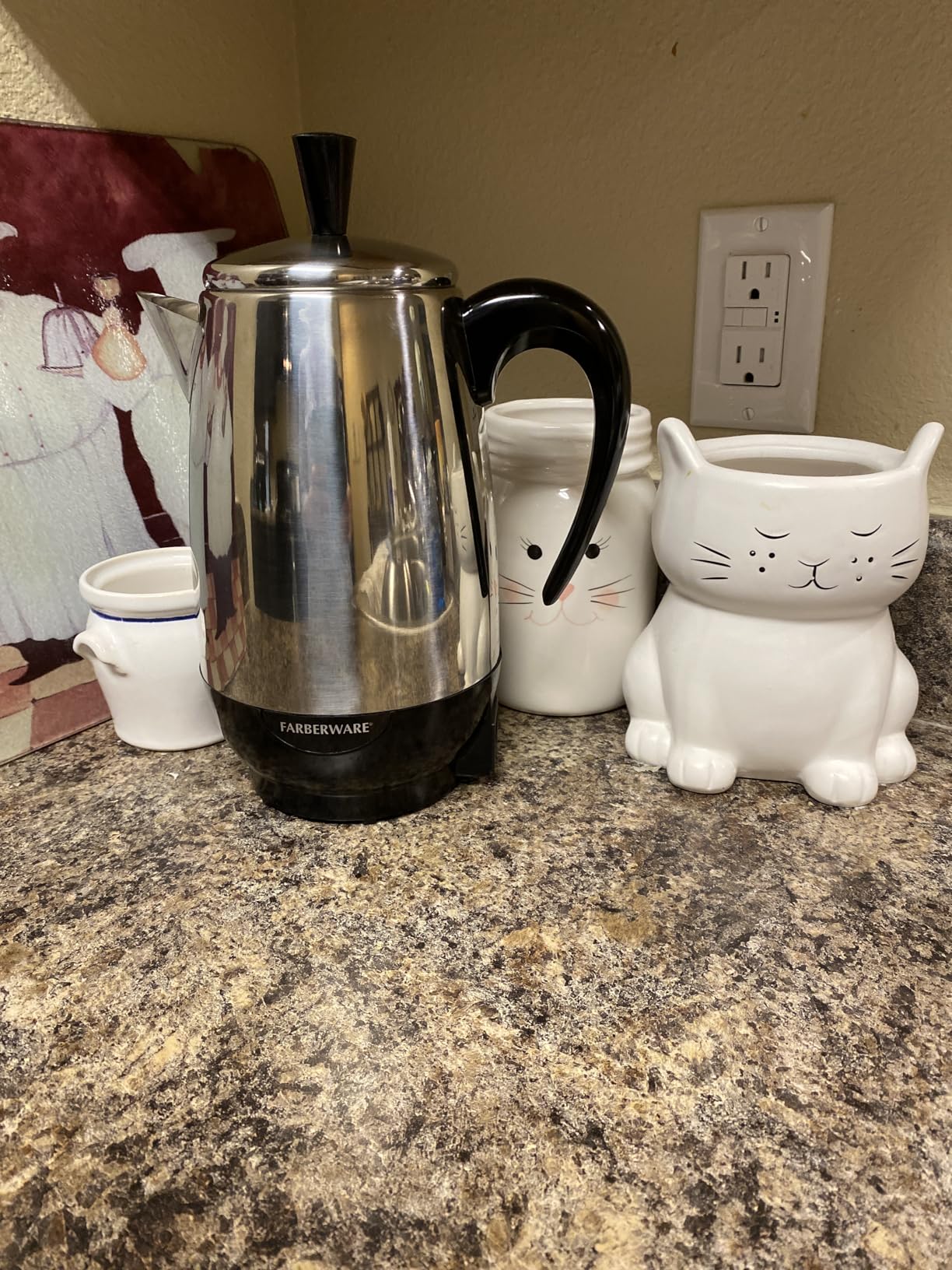 Farberware Electric Coffee Percolator, Stainless Steel Basket, Automatic Keep Warm, No-Drip Spout, 8 Cup - Customer Photo 2