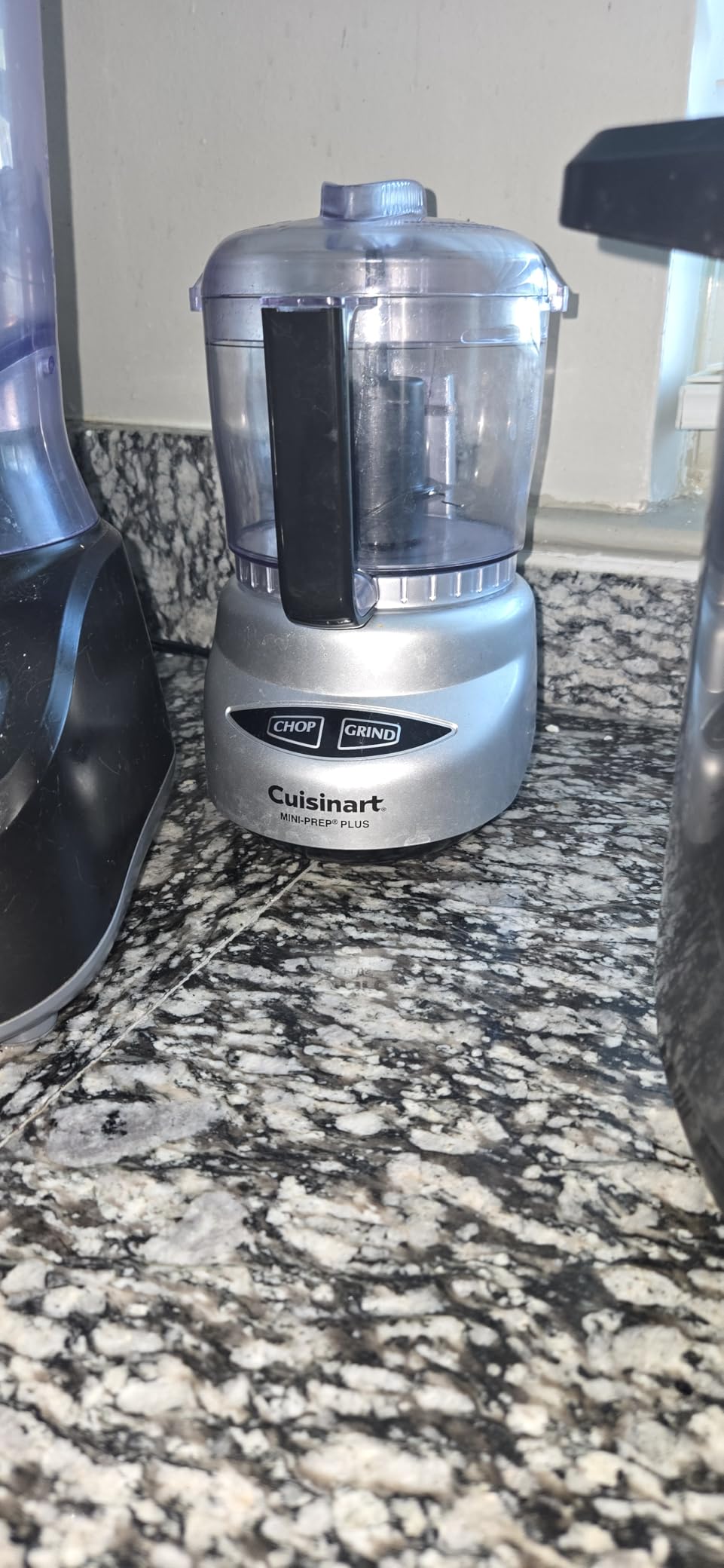 Cuisinart Mini-Prep Plus Food Processor, 24-Ounce Mini Food Processor to Chop Herbs, Vegetables, and Hard Cheese, 24-Ounce Work Bowl, Reversible Stainless Steel Blade, DLC-2ABC, Brushed Chrome Customer Review Cuisinart Mini-Prep Plus Food Processor, 24-Ounce Mini Food Processor to Chop Herbs, Vegetables, and Hard Cheese, 24-Ounce Work Bowl, Reversible Stainless Steel Blade, DLC-2ABC, Brushed Chrome - Customer Photo 1