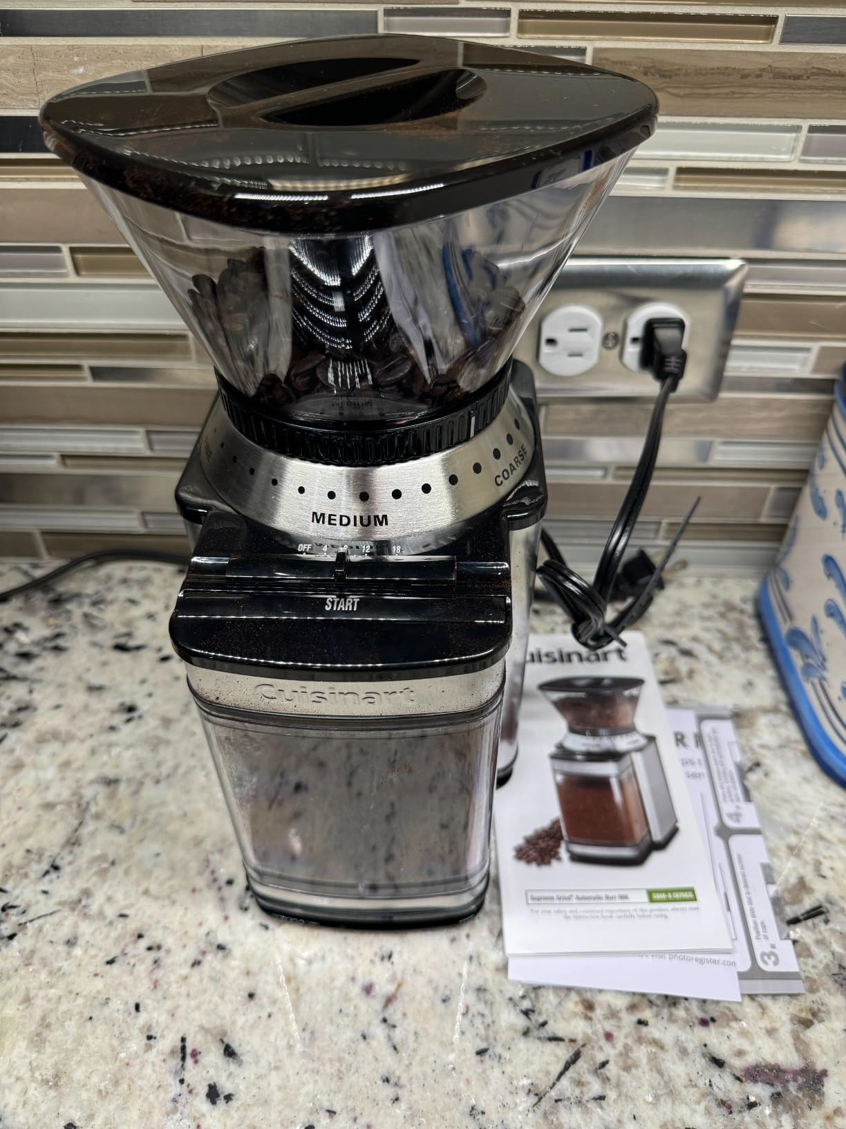 Cuisinart Coffee Grinder, Electric One-Touch Automatic Burr Coffee Grinder with 18-Position Grind Selector, Cup Size Selector for 4 - 18 Cups, DBM-8P1, Black Stainless customer photo 1