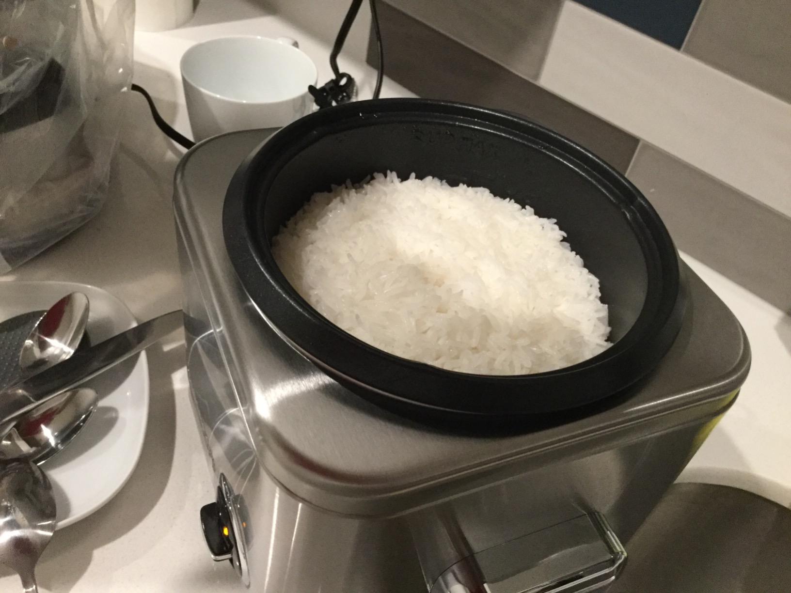 Cuisinart CRC-400P1 4 Cup Rice Cooker, Stainless Steel Exterior - Customer Photo 1