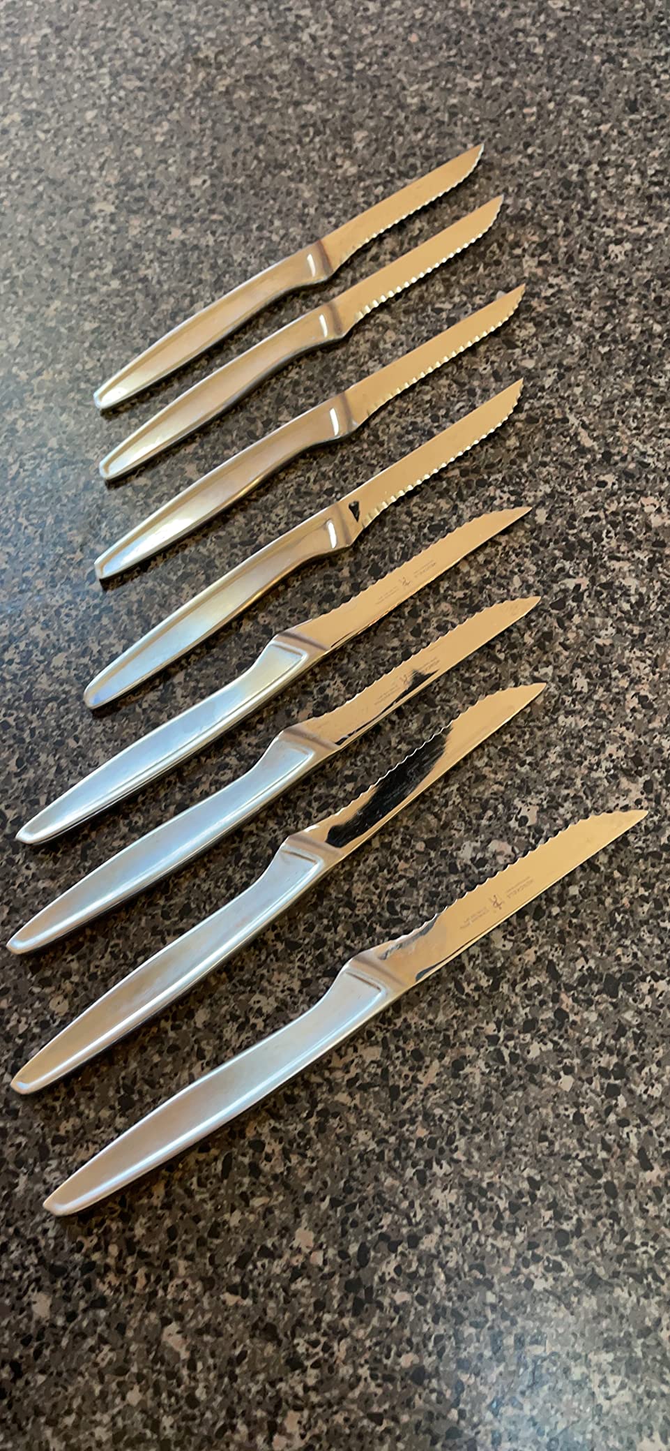 HENCKELS Razor-Sharp Steak Knife Set of 8, German Engineered Informed by 100+ Years of Mastery, Sliver - Customer Photo 2