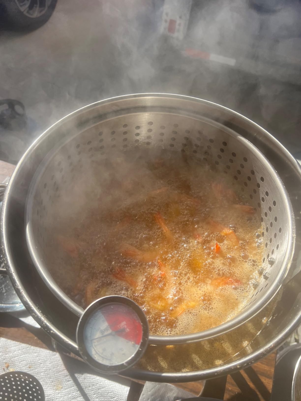 Bayou Classic 1101 10-qt Stainless Steel Fry Pot Perfect For Frying Fish Shrimp Chicken Hushpuppies and Fries Includes Stainless Steel Perforated Basket 5-in Frying Thermometer and Stainless Lid - Customer Photo 2