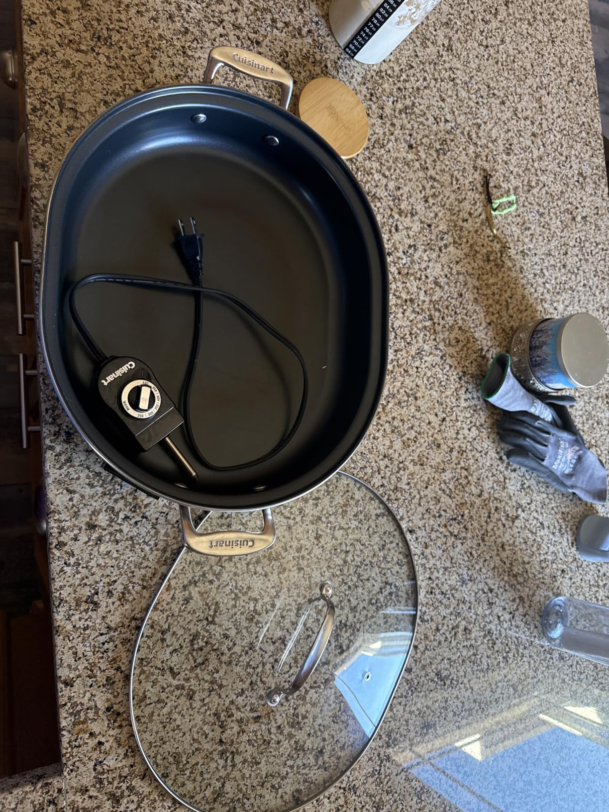 Cuisinart CSK-150NAS Oval Electric Skillet, 1500-Watt Nonstick, Brushed Stainless Customer Review Cuisinart CSK-150NAS Oval Electric Skillet, 1500-Watt Nonstick, Brushed Stainless - Customer Photo 1