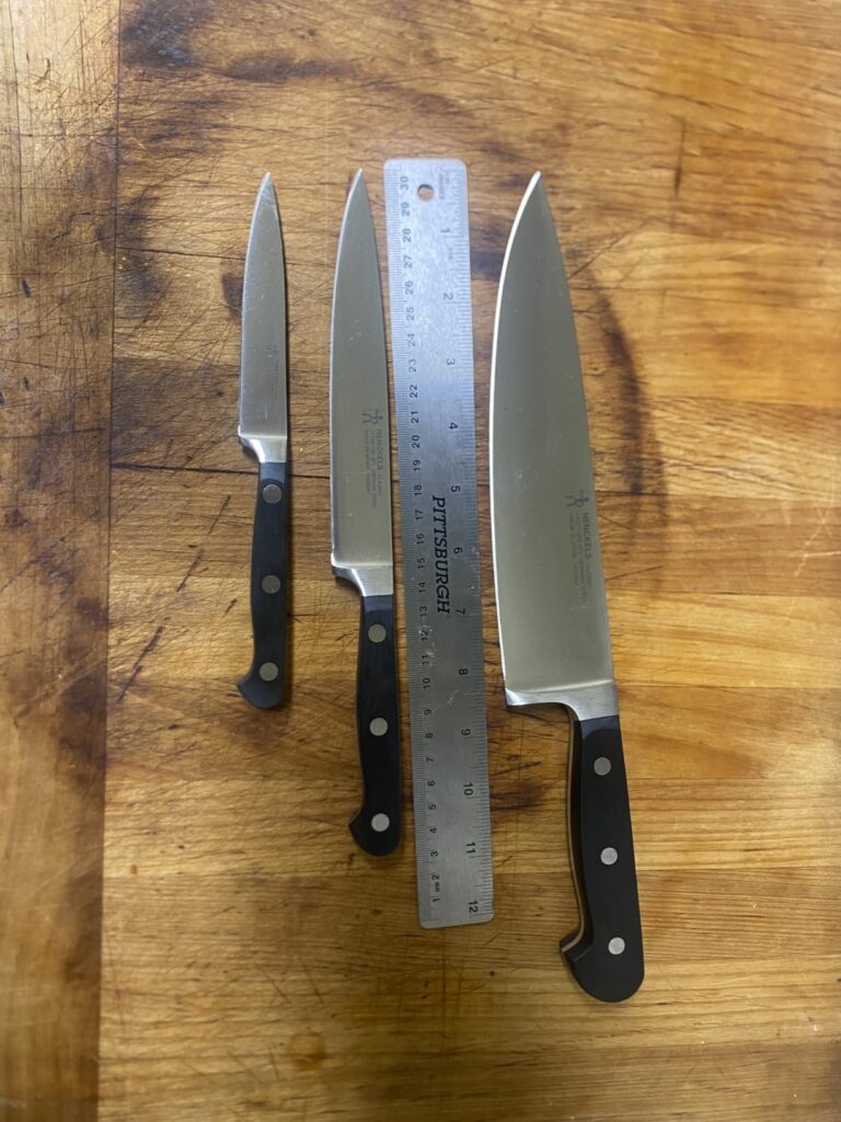 HENCKELS Classic Razor-Sharp 3-Piece Kitchen Knife Set, Chef Knife, Paring Knife, Utility Knife, German Engineered Informed by 100+ Years of Mastery, Stainless Steel Customer Review Best 3 Knife Set