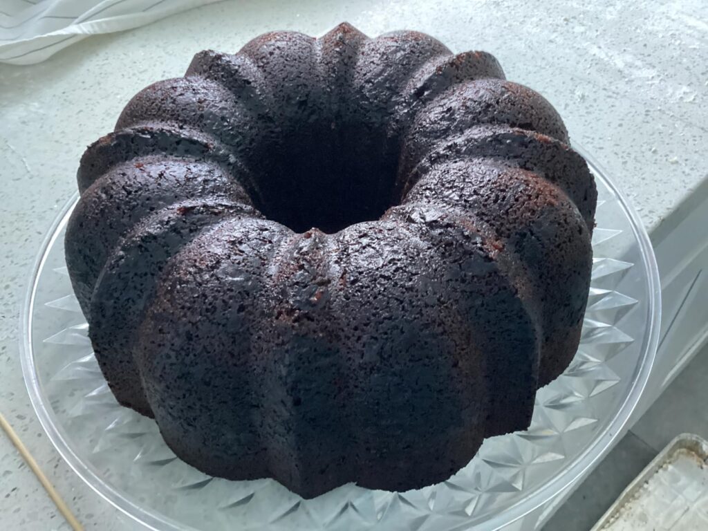 Nordic Ware Original Bundt, 12-Cup, Graphite Customer Review Best Non Stick Bundt Pan