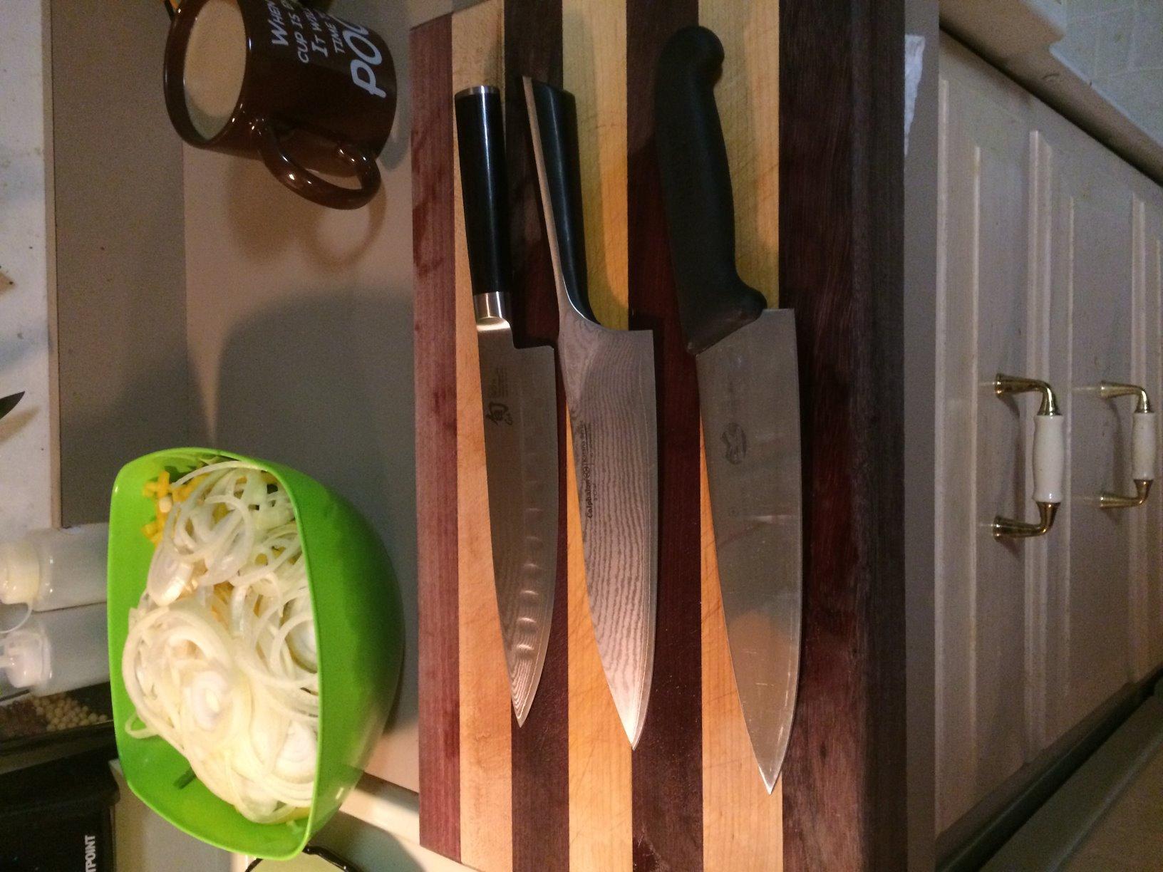 Victorinox Fibrox 3-Piece Chef's Set, Includes Chef, Carving and Paring Knives - Customer Photo 1