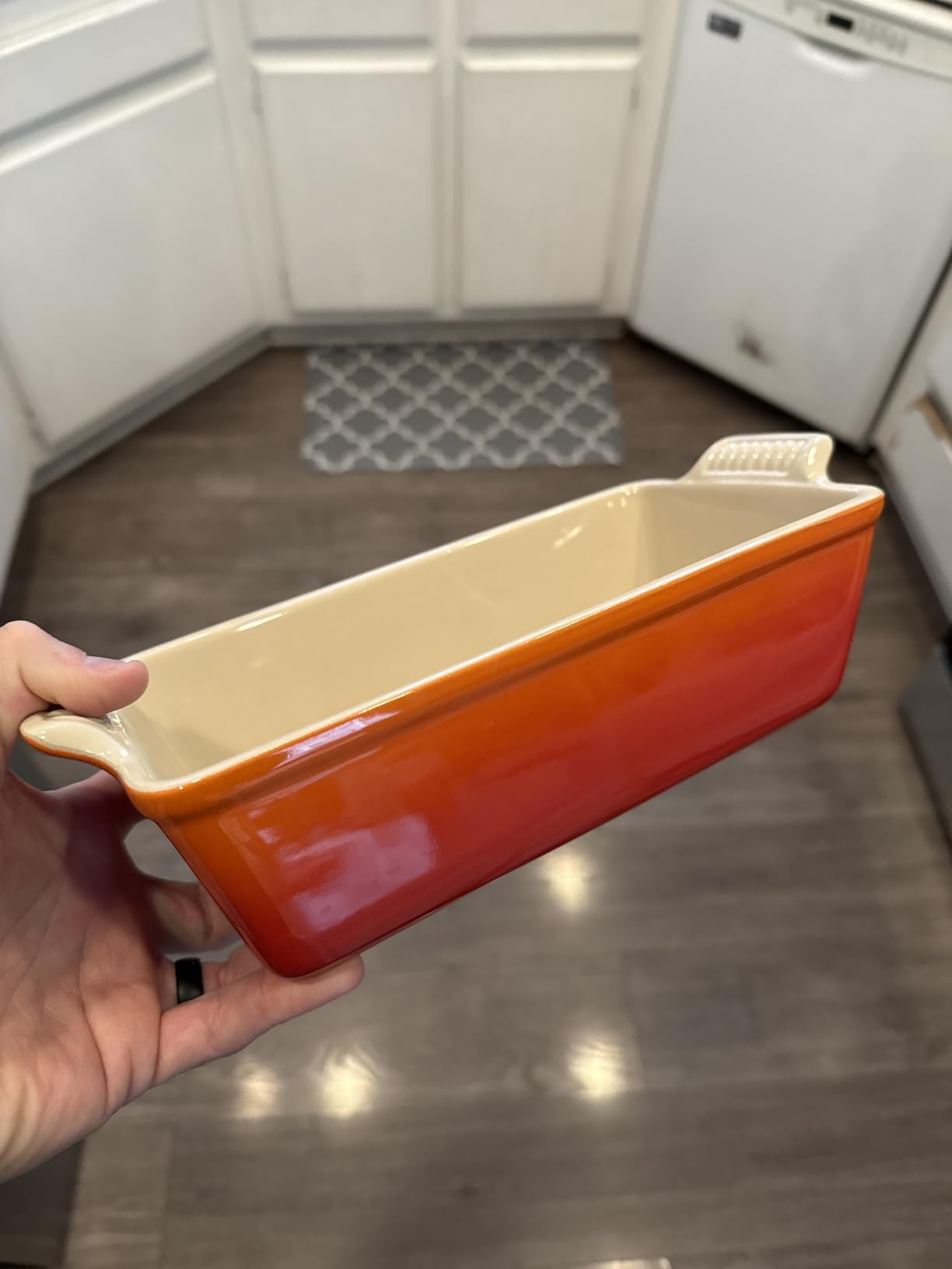 Le Creuset Stoneware Heritage Loaf Pan, 9 Le Creuset Stoneware Heritage Loaf Pan, 9