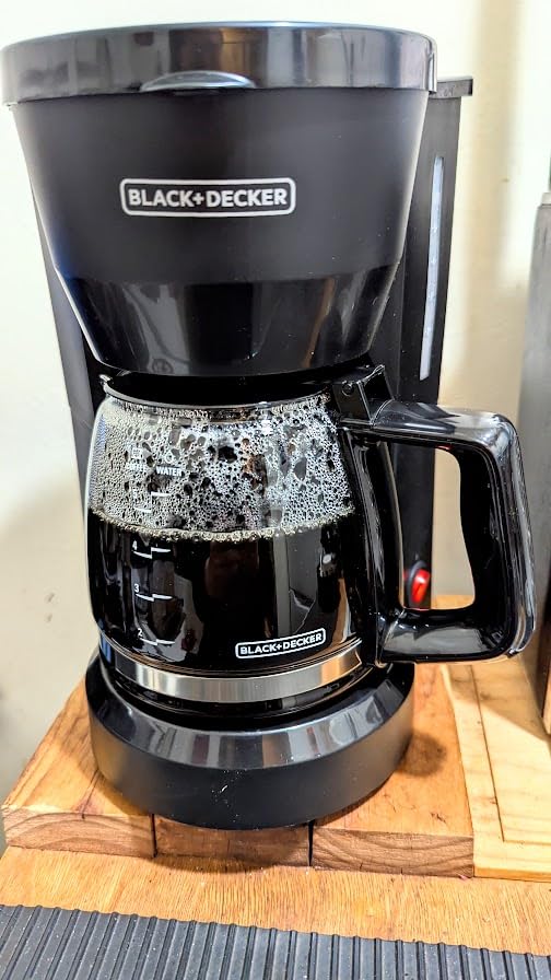 BLACK+DECKER 5-Cup Coffeemaker, DCM600B Black Customer Review BLACK+DECKER 5-Cup Coffeemaker, DCM600B Black - Customer Photo 1