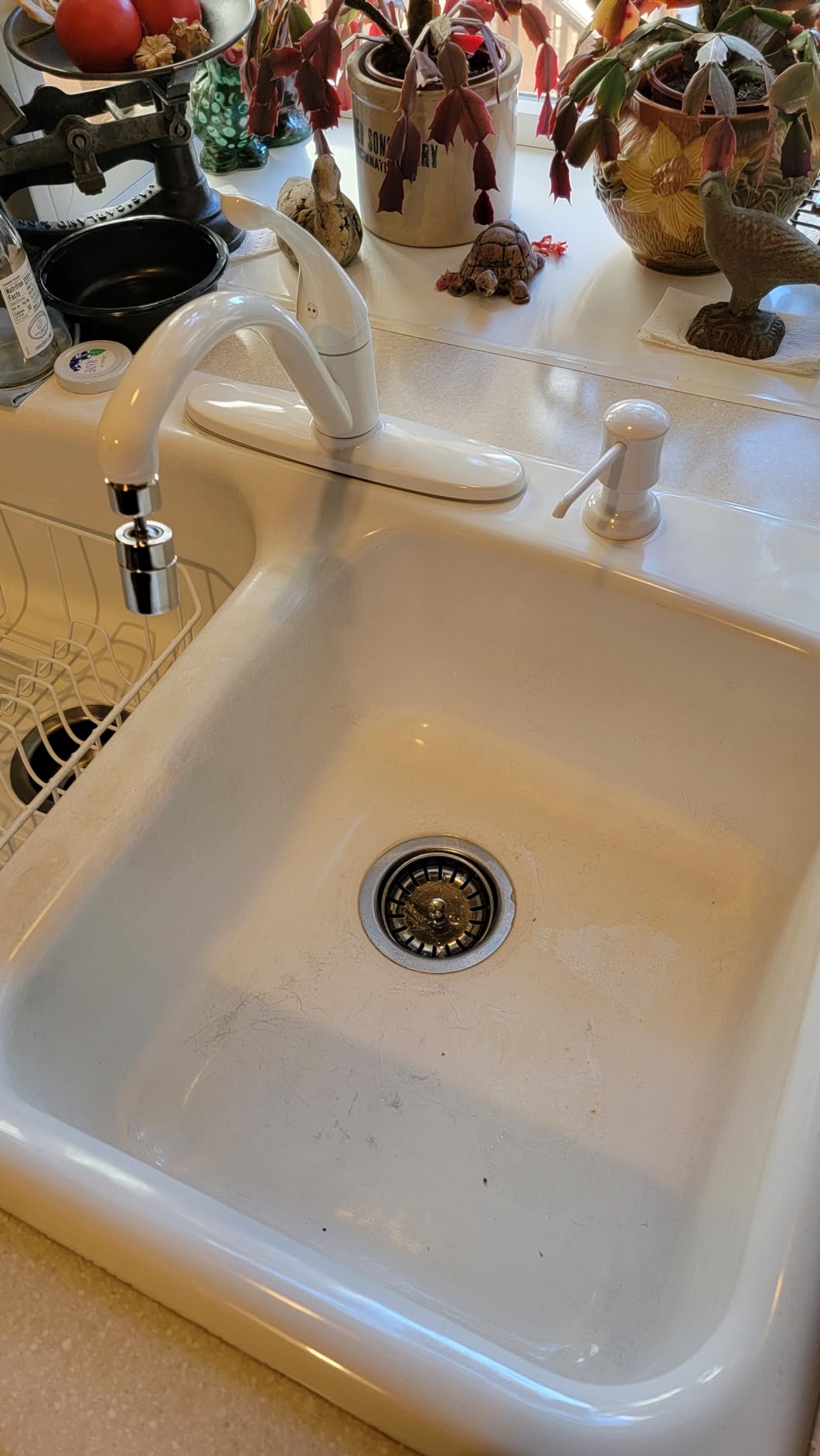 Delta Faucet Collins Single-Handle Kitchen Faucet with Side Sprayer, White Kitchen Sink Faucet, Kitchen Faucet 3 Hole, White 440-WH-DST Customer Review Delta Faucet Collins Single-Handle Kitchen Faucet with Side Sprayer, White Kitchen Sink Faucet, Kitchen Faucet 3 Hole, White 440-WH-DST - Customer Photo 1