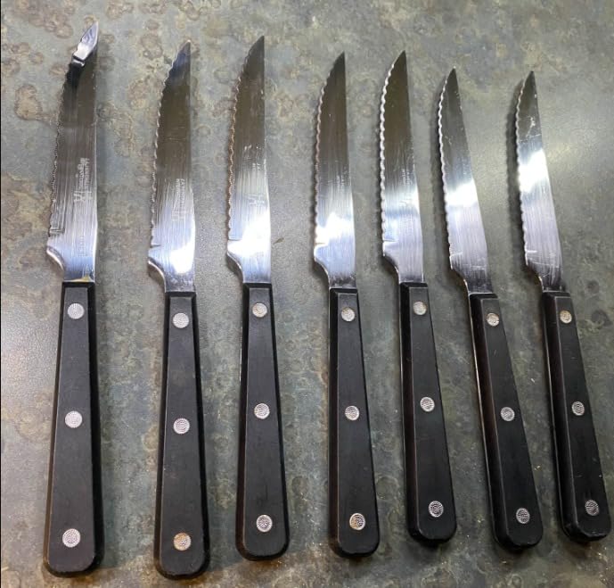 HENCKELS Razor-Sharp Steak Knife Set of 8, German Engineered Informed by 100+ Years of Mastery - Customer Photo 2