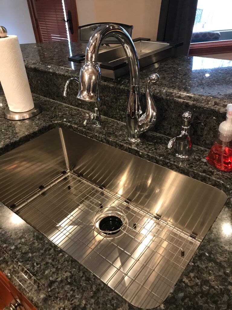 KRAUS Standart Pro 30-inch Undermount Single Bowl 16 Gauge Stainless Steel Kitchen Sink, KHU100-30 Customer Review Best Stainless Steel Sink For Kitchen
