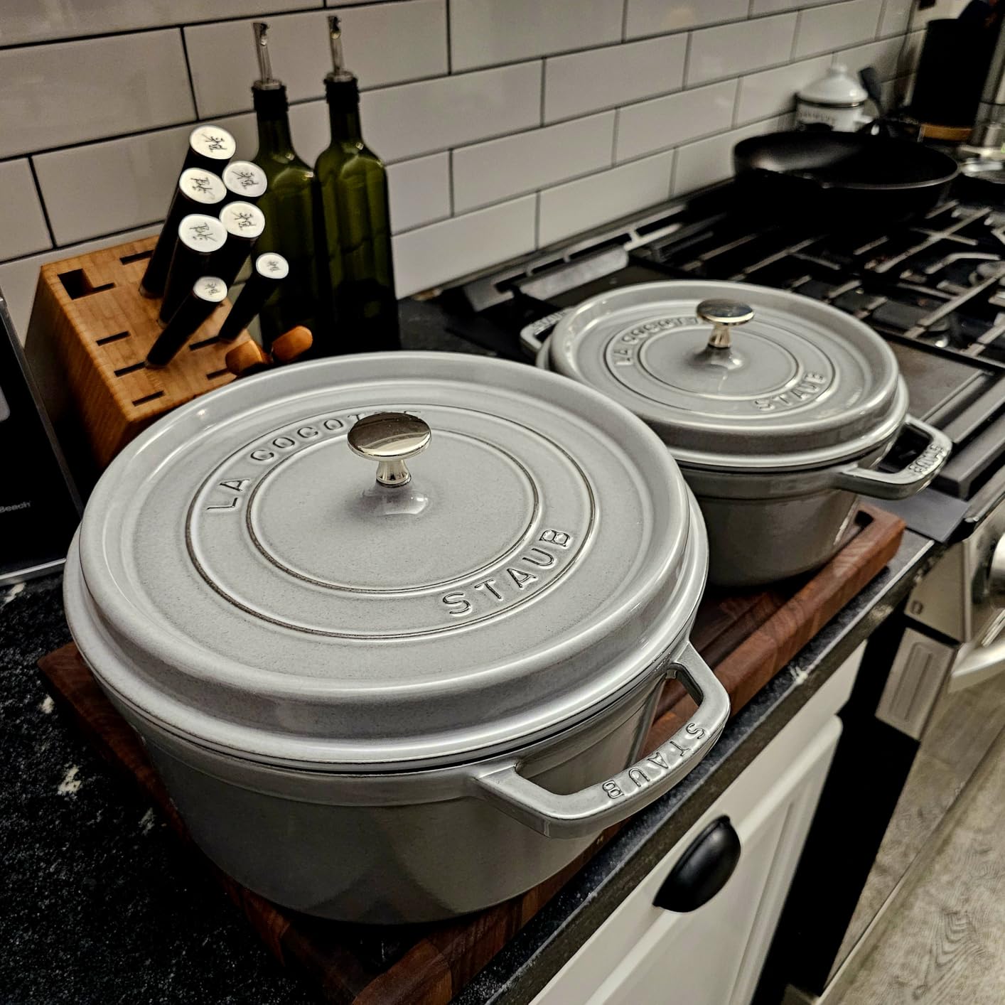 Staub Cast Iron Dutch Oven 4-qt Round Cocotte, Made in France, Serves 3-4, Cherry Customer Review Staub Cast Iron Dutch Oven 4-qt Round Cocotte, Made in France, Serves 3-4, Cherry - Customer Photo 1