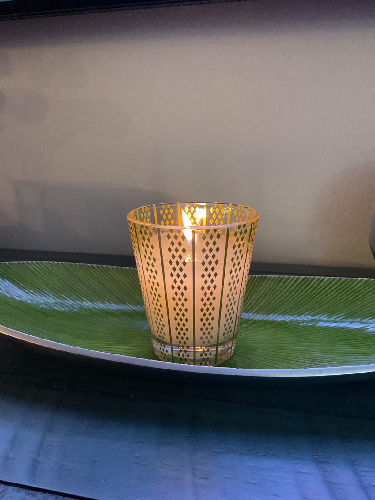 NEST New York Scented Classic Christmas Candle, Holiday - 8.1 oz - Up to 60-Hour Burn Time - Reusable Glass Vessel - Customer Photo 1