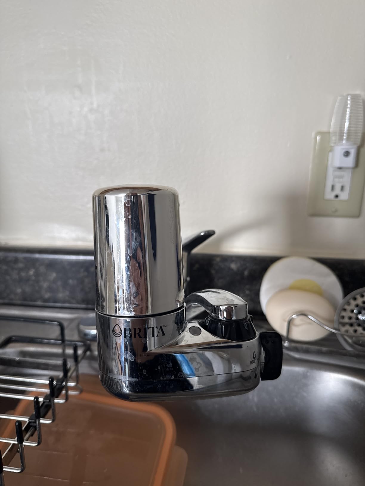 Brita Faucet Mount Water Filter System, Chrome, No-Wait Filtration, Easy Install, Multi-Use Tap Water Filter for Kitchens, Bathrooms & Small Spaces Customer Review Brita Faucet Mount Water Filter System, Chrome, No-Wait Filtration, Easy Install, Multi-Use Tap Water Filter for Kitchens, Bathrooms & Small Spaces - Customer Photo 1
