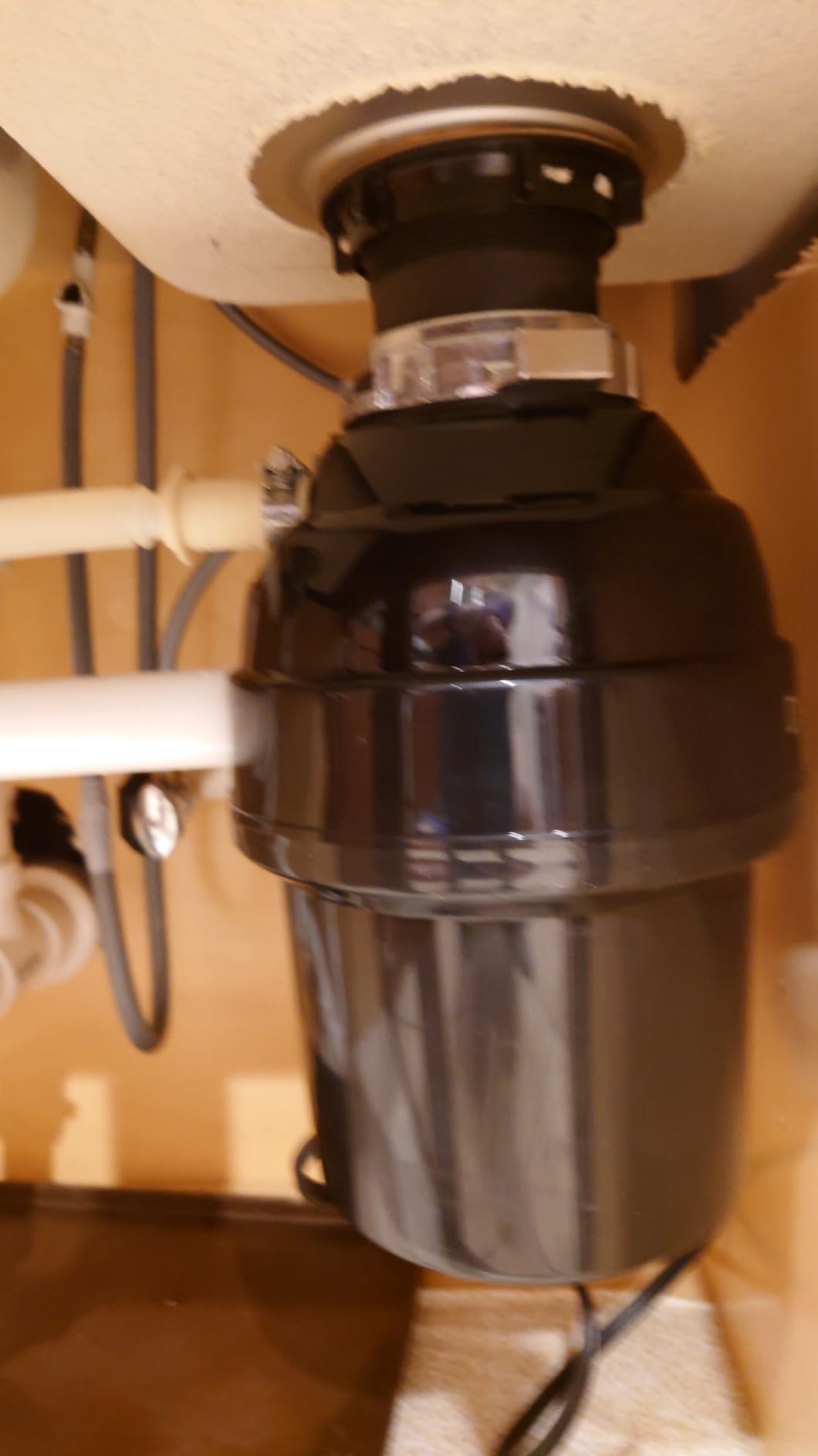 GE Disposall Continuous Feed 3/4 Horsepower Motor Garbage Disposer, Easy Install Kit, Non-Corded, GFC720N - Customer Photo 2