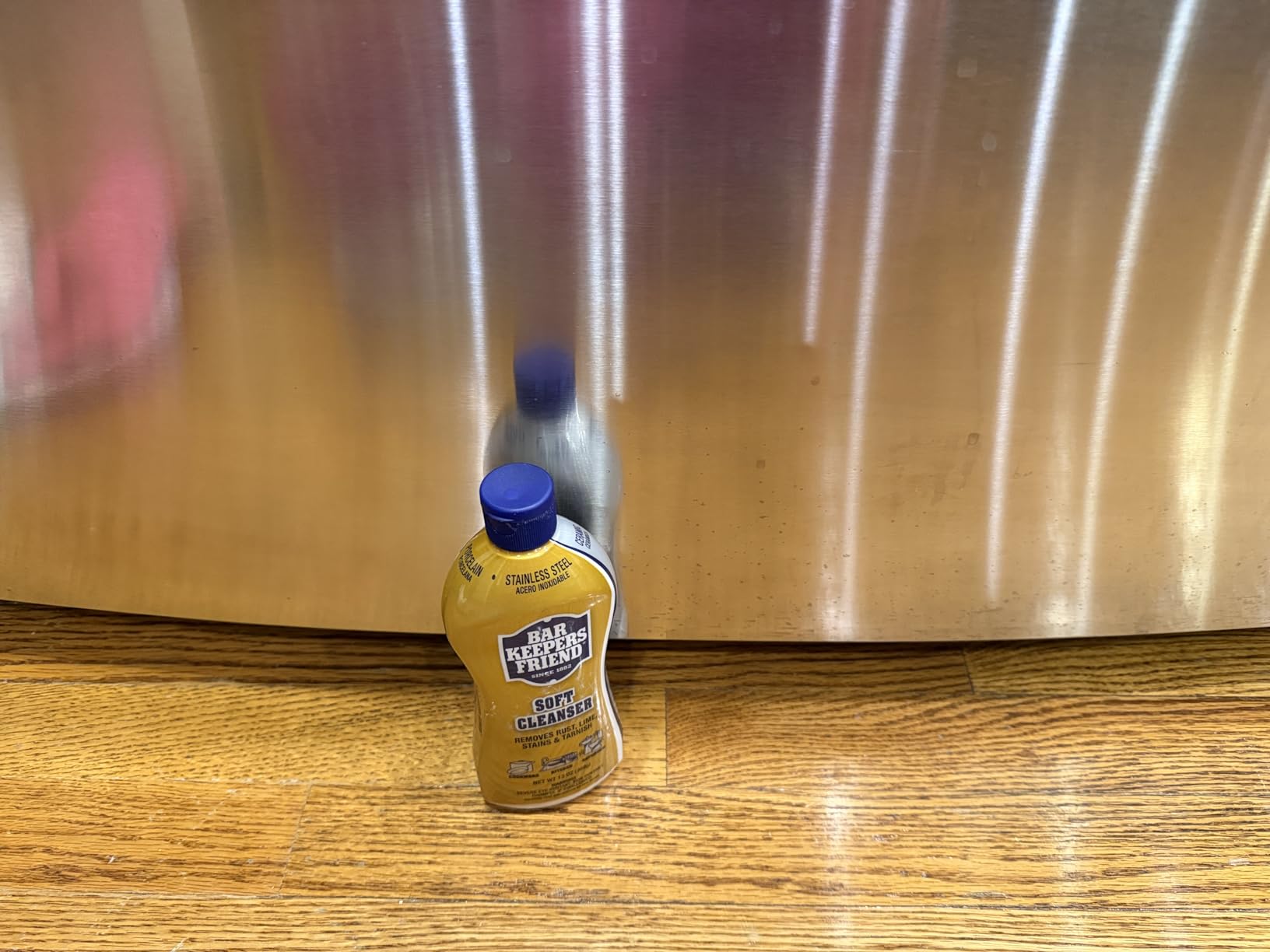 Bar Keepers Friend Soft Cleanser Liquid (2 x 13 Ounce) Multipurpose Cleaner & Rust Stain Remover for Stainless Steel, Porcelain, Ceramic Tile & More Customer Review Bar Keepers Friend Soft Cleanser Liquid (2 x 13 Ounce) Multipurpose Cleaner & Rust Stain Remover for Stainless Steel, Porcelain, Ceramic Tile & More - Customer Photo 1