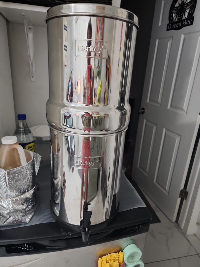 Royal Berkey Gravity-Fed Stainless Steel Countertop Water Filter System 3.25 Gallon with 2 Authentic Black Berkey Elements BB9-2 Filters Customer Review Best Gravity Fed Water Filters