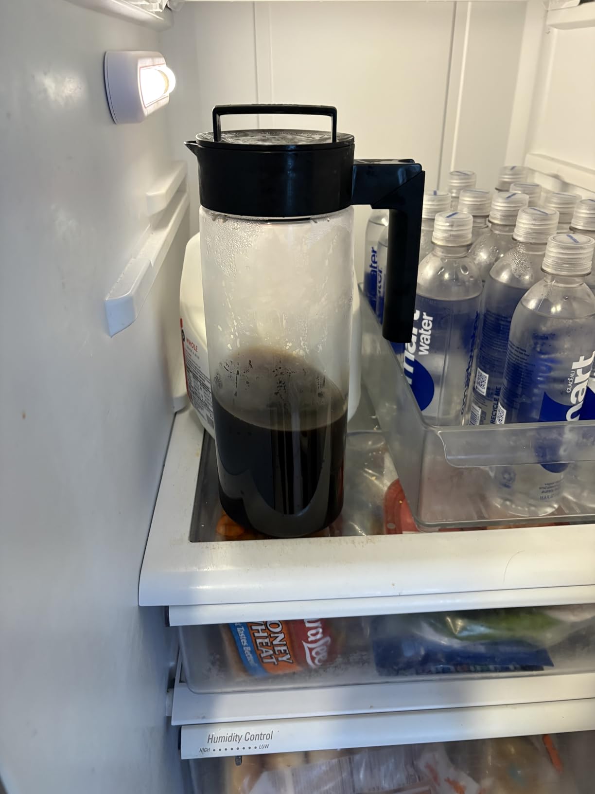 Takeya Patented and Airtight Pitcher Made in the USA, 2 Quart, Blueberry, 10034 - Customer Photo 2