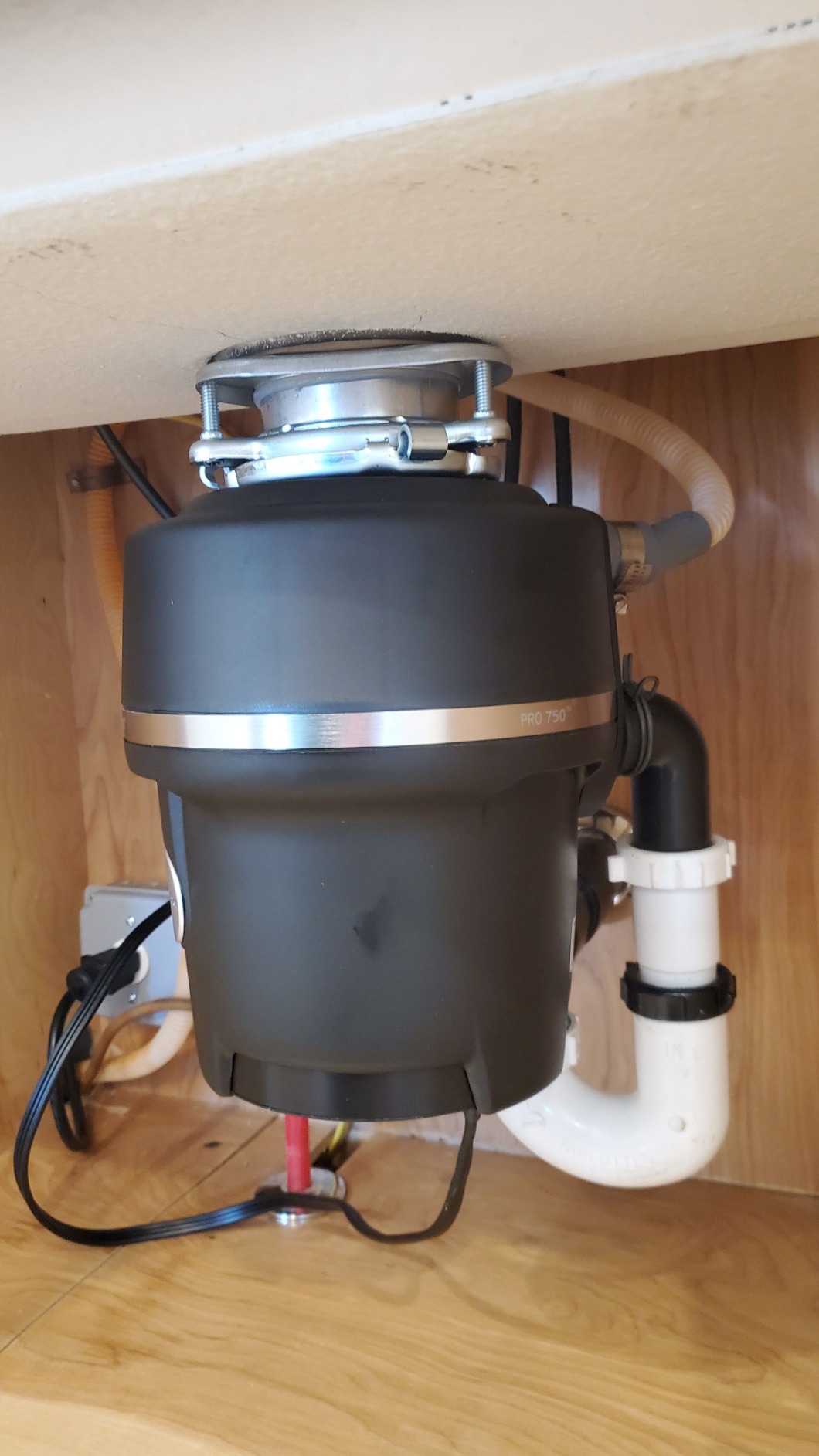InSinkErator Evolution Pro 3/4 hp Continuous Feed Garbage Disposal w SoundSeal Customer Review InSinkErator Evolution Pro 3/4 hp Continuous Feed Garbage Disposal w SoundSeal - Customer Photo 1
