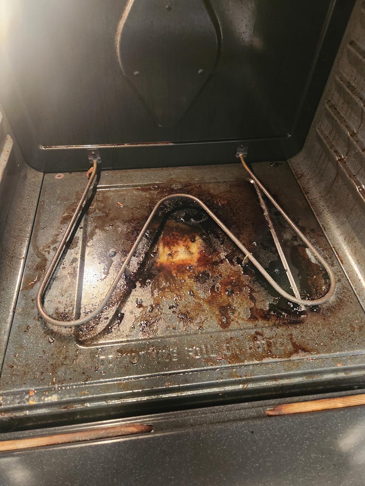 Goo Gone Oven and Grill Cleaner - 28 Ounce - Removes Tough Baked On Grease and Food Spills - Customer Photo 2