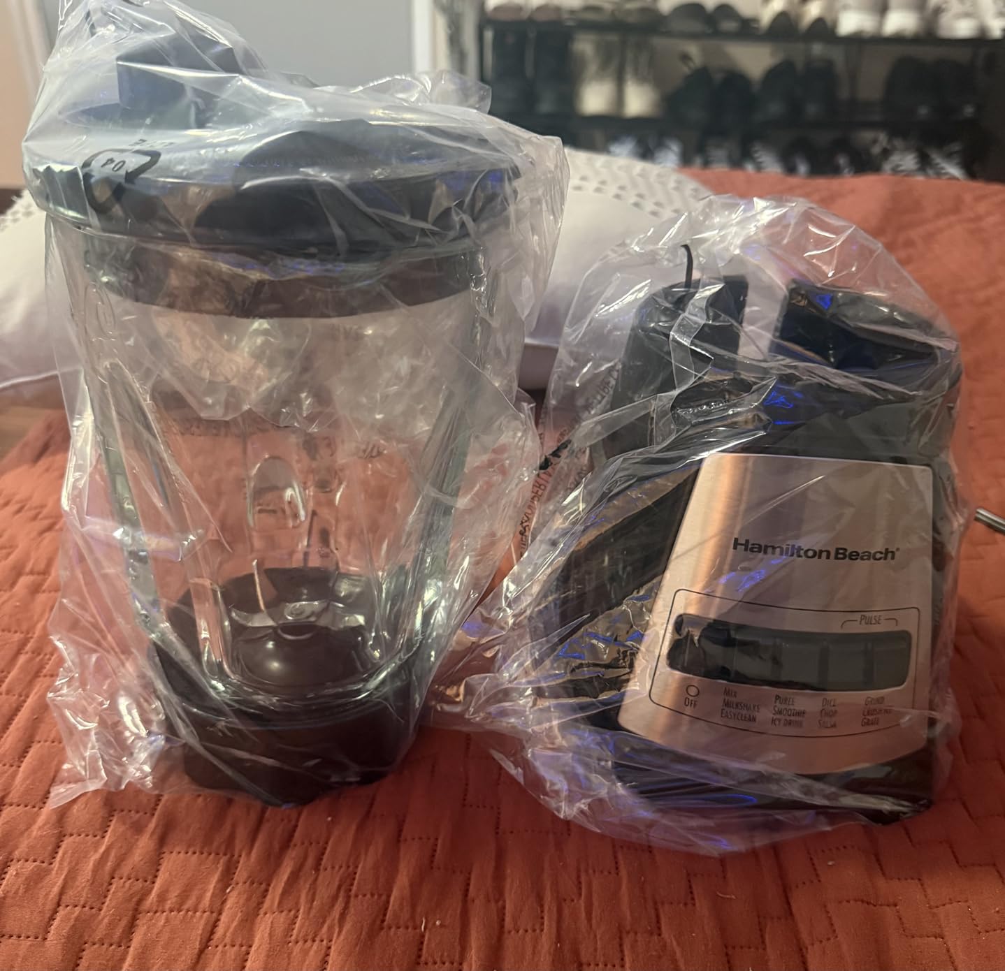 Hamilton Beach Power Elite Wave Action Blender For Smoothies, 40 Oz Glass Jar, 12 Functions Including Puree, Crush Ice, 700 Watts - Black (58148A) - Customer Photo 2