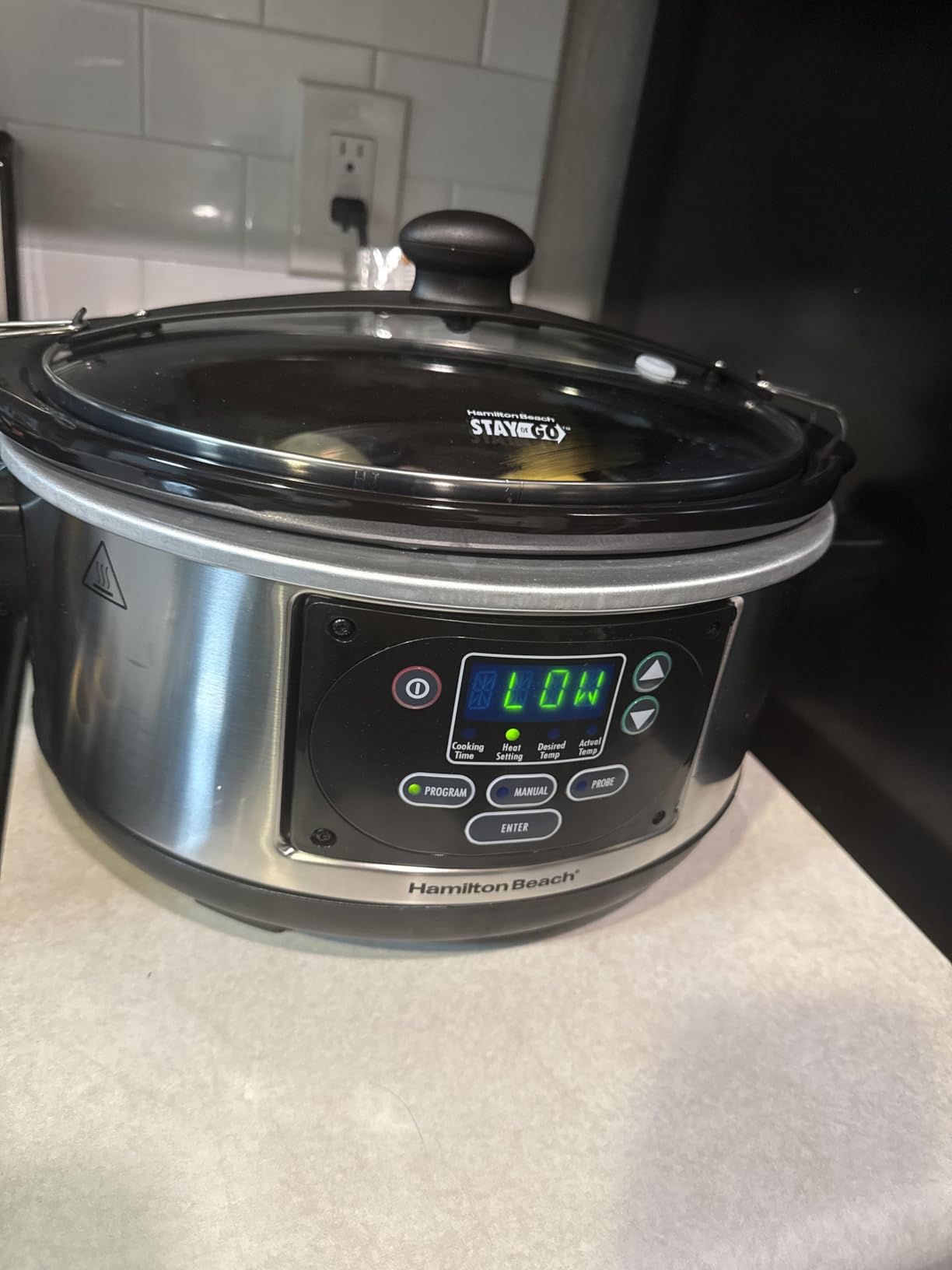 Hamilton Beach Portable 6 Quart Set & Forget Digital Programmable Slow Cooker with Lid Lock, Temperature Probe, Dishwasher Safe Crock & Lid, Stainless Steel (33969A) - Customer Photo 1