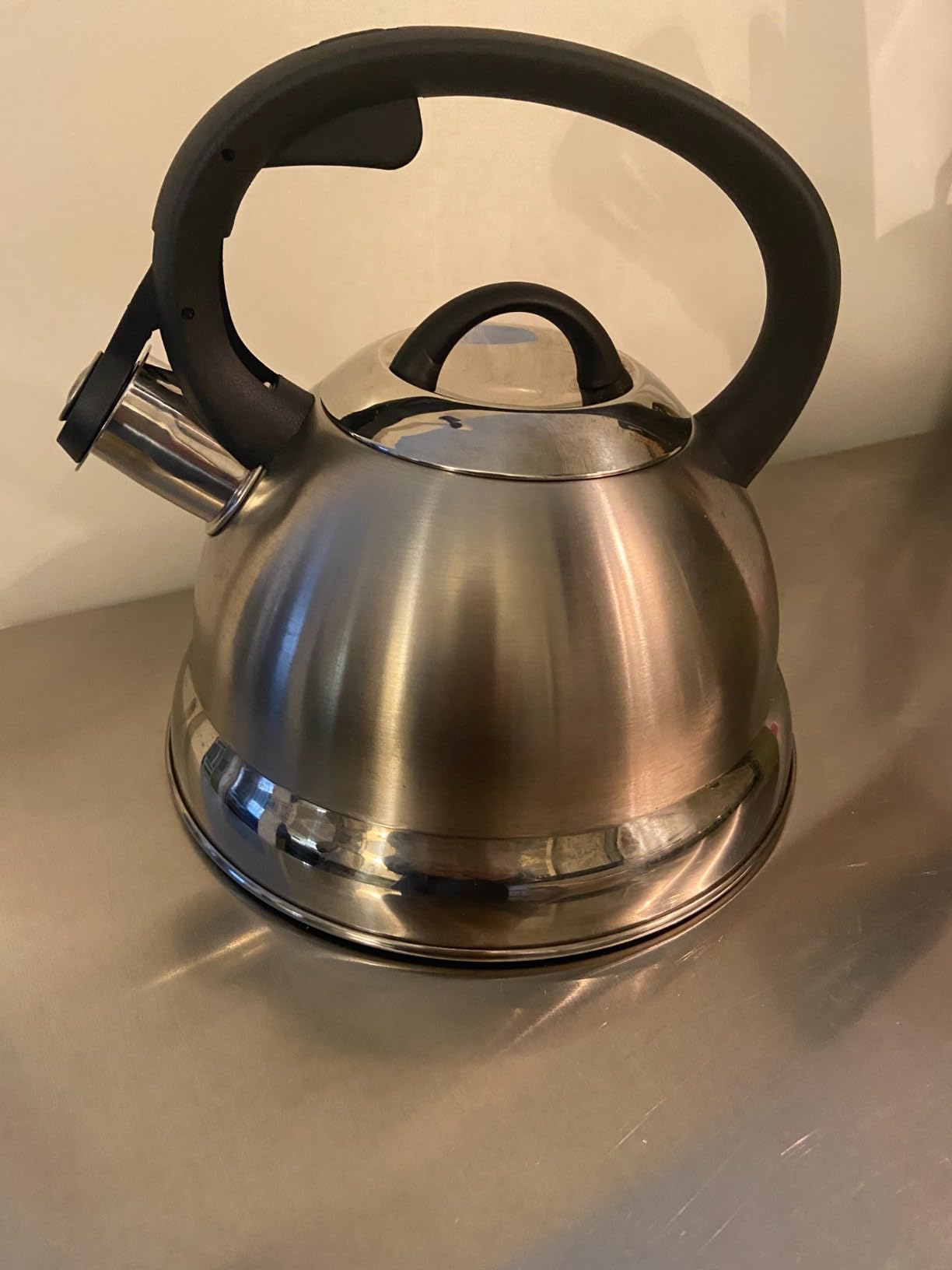 Mr. Coffee Flintshire 1.75-Quart Stainless Steel Whistling Tea Kettle - Brushed Satin Finish Stove-Top Kettle for Boiling Water Customer Review Mr. Coffee Flintshire 1.75-Quart Stainless Steel Whistling Tea Kettle - Brushed Satin Finish Stove-Top Kettle for Boiling Water - Customer Photo 2