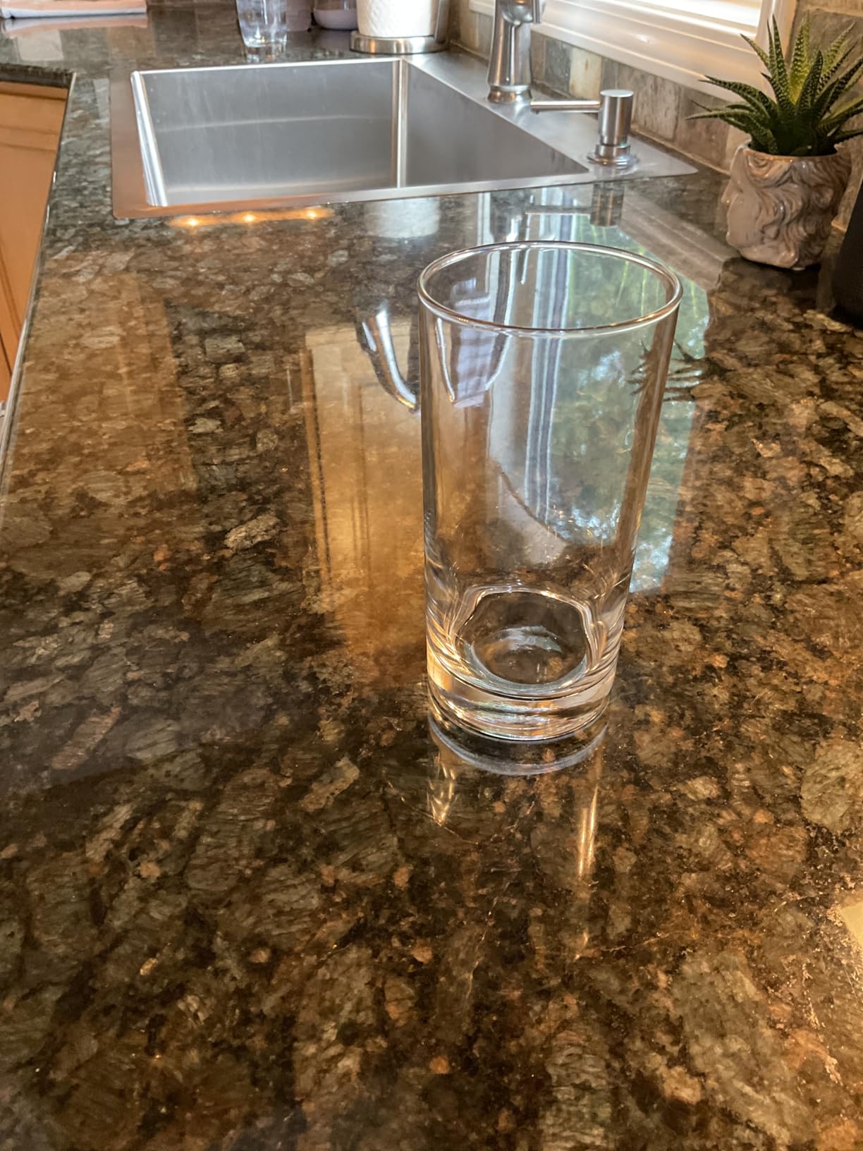 Libbey Heavy Base Drinking Glasses Set of 8, 15.5 Oz Elegant, Weighted Clear Water Glasses, Dishwasher Safe Glass Cups Set for Parties, Birthdays - Customer Photo 2