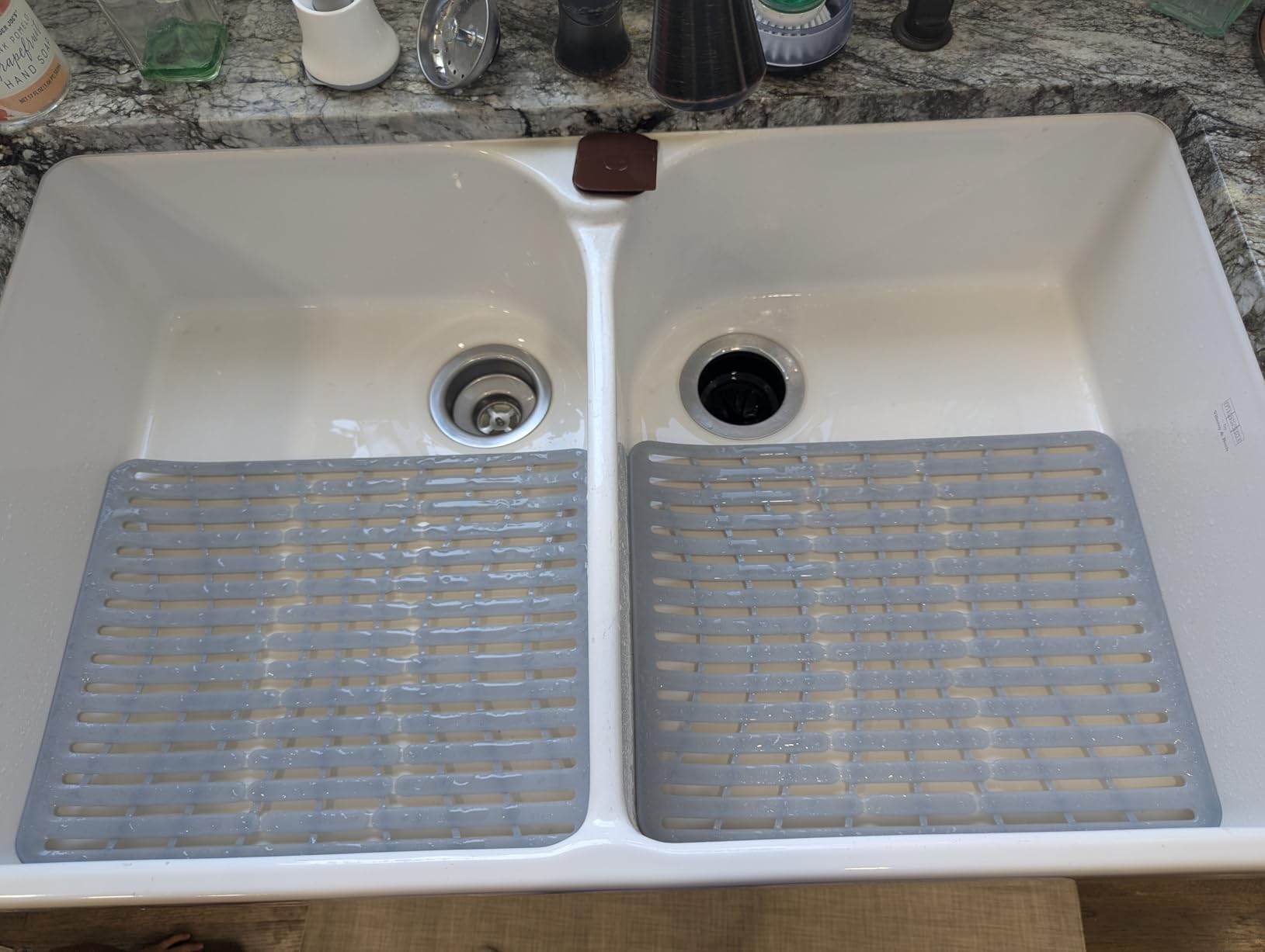 OXO Good Grips Silicone Sink Mat - Large Customer Review OXO Good Grips Silicone Sink Mat - Large - Customer Photo 2
